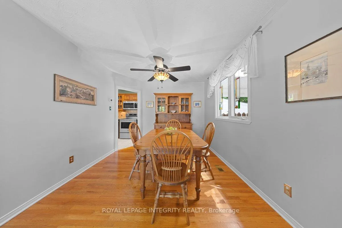 Photo 9 of 30 Biscayne Crescent, Ottawa, Borden Farm/Stewart Farm/Carleton Heights/Parkwood Hills — HOMEH