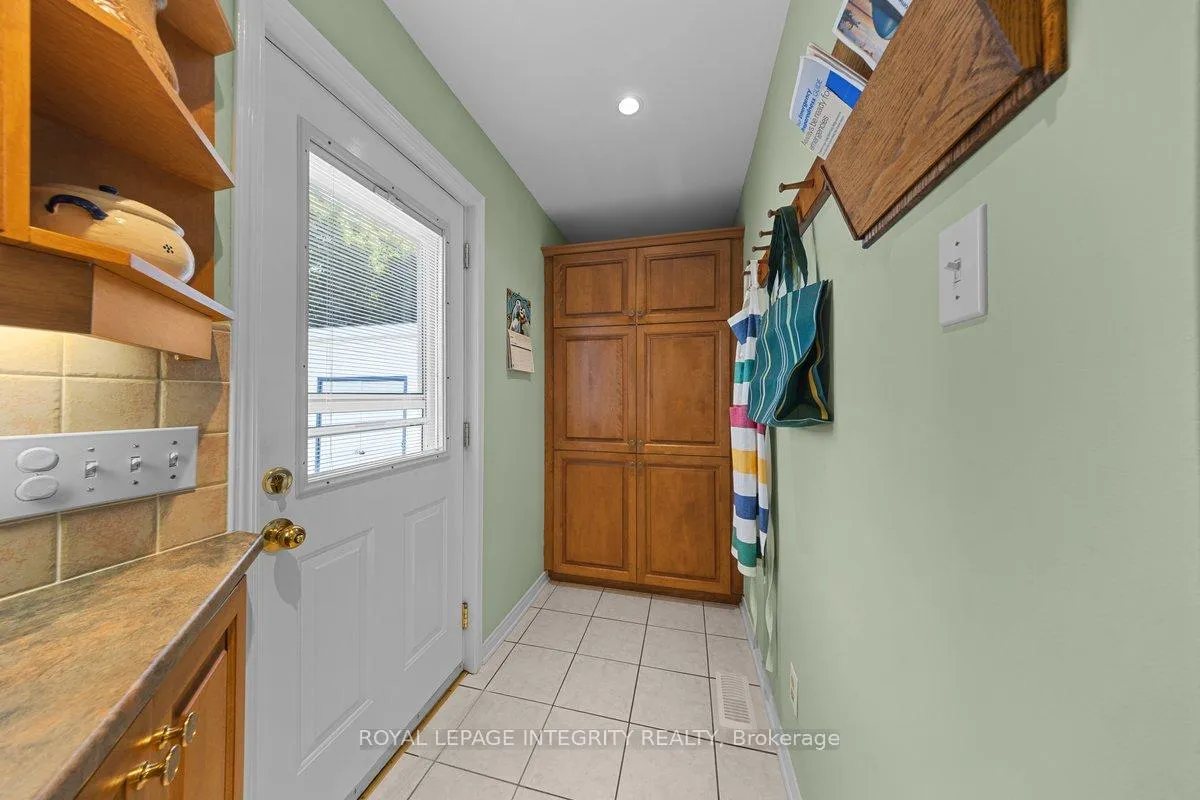 Photo 13 of 30 Biscayne Crescent, Ottawa, Borden Farm/Stewart Farm/Carleton Heights/Parkwood Hills — HOMEH