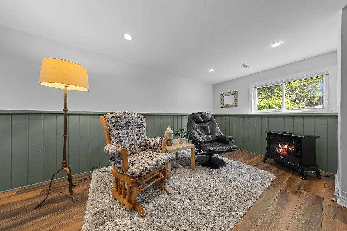 Photo 21 of 30 Biscayne Crescent, Ottawa, Borden Farm/Stewart Farm/Carleton Heights/Parkwood Hills — HOMEH