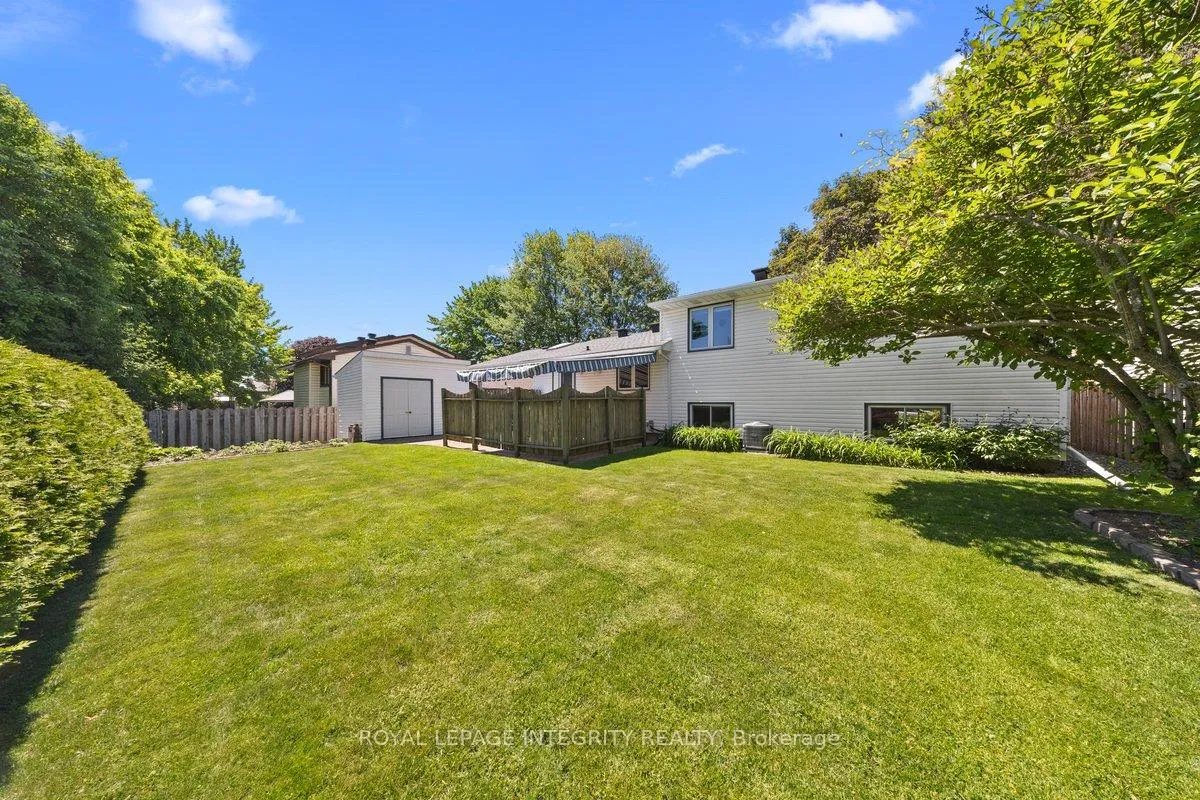 Photo 28 of 30 Biscayne Crescent, Ottawa, Borden Farm/Stewart Farm/Carleton Heights/Parkwood Hills — HOMEH