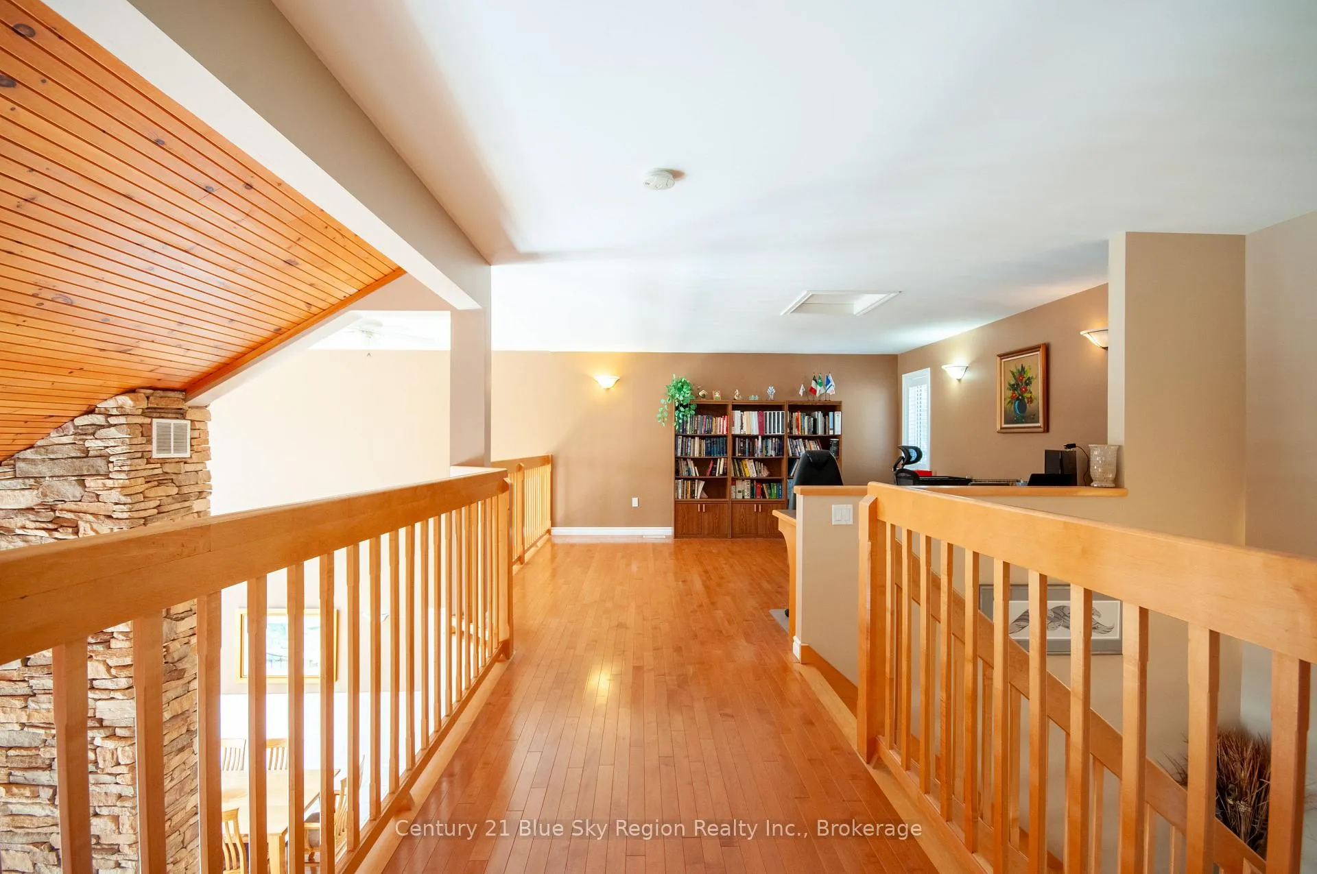 Photo 24 of 65 Marine Drive, Callander — HOMEH