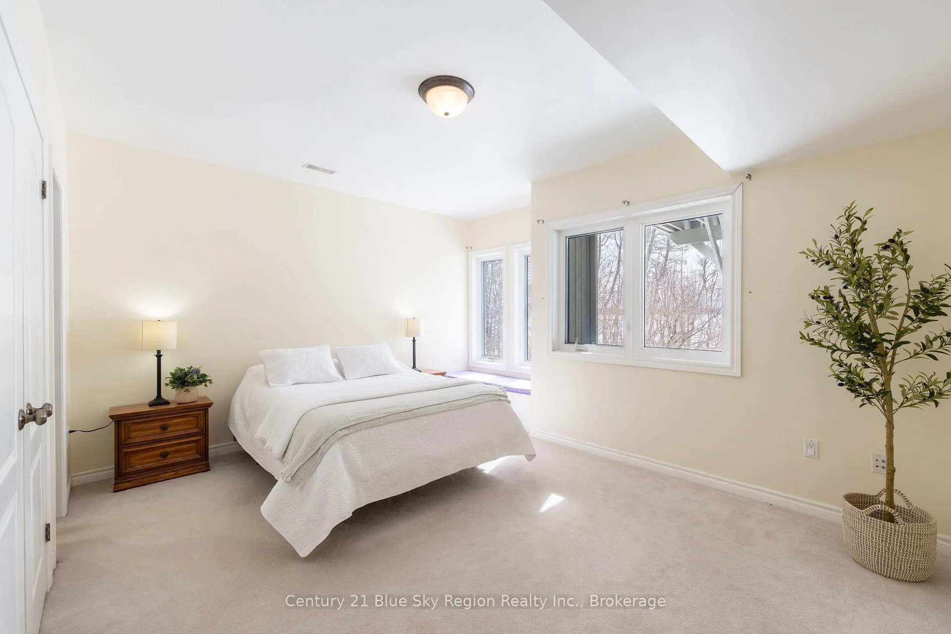 Photo 29 of 65 Marine Drive, Callander — HOMEH