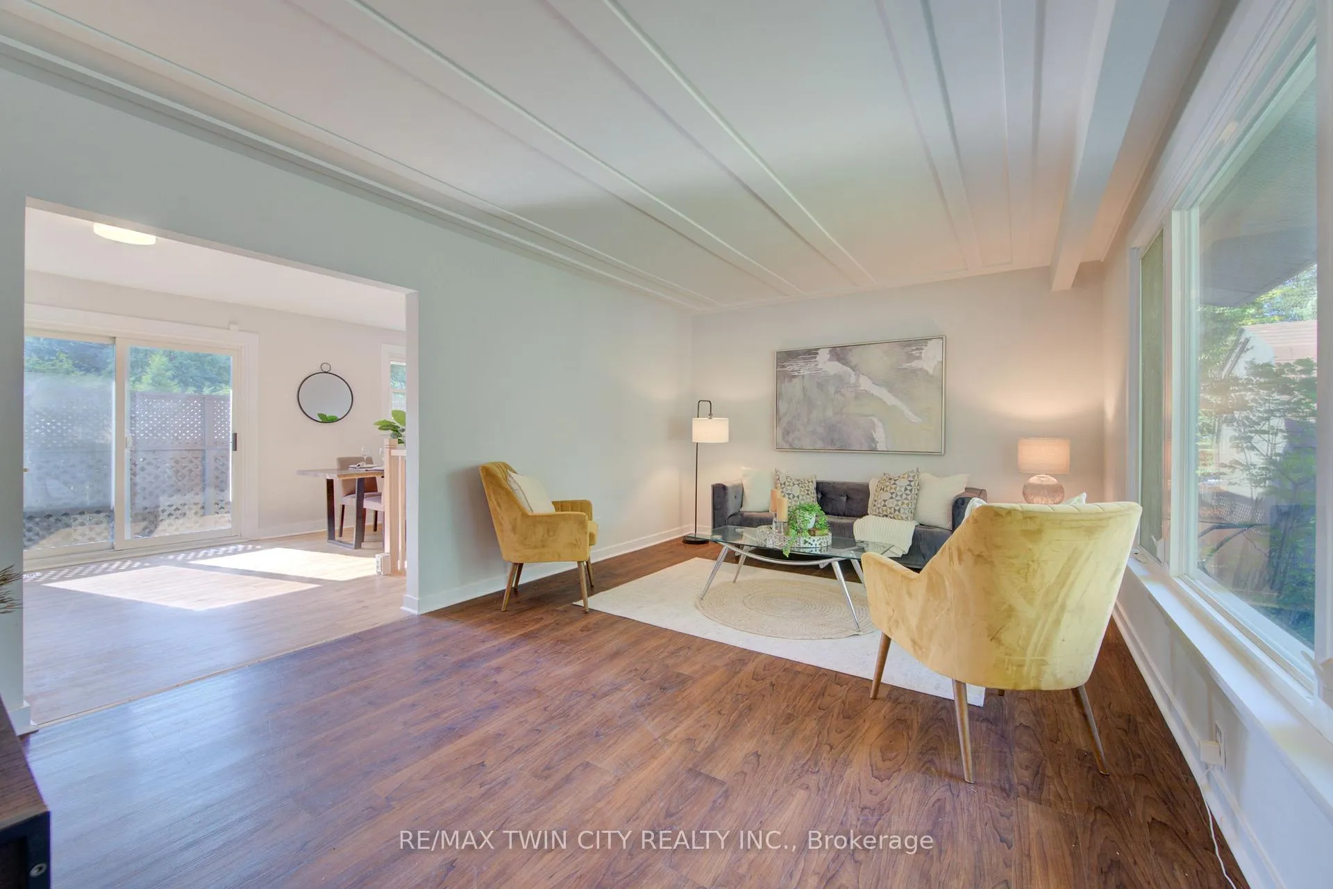 Photo 6 of 68 Kingslea Drive, Hamilton, Huntington — HOMEH