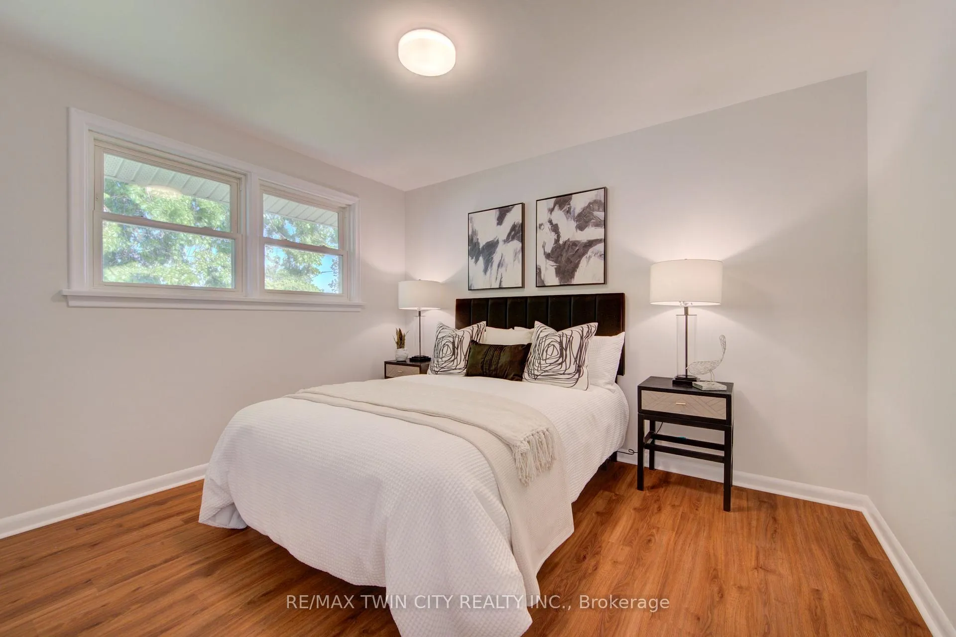 Photo 19 of 68 Kingslea Drive, Hamilton, Huntington — HOMEH