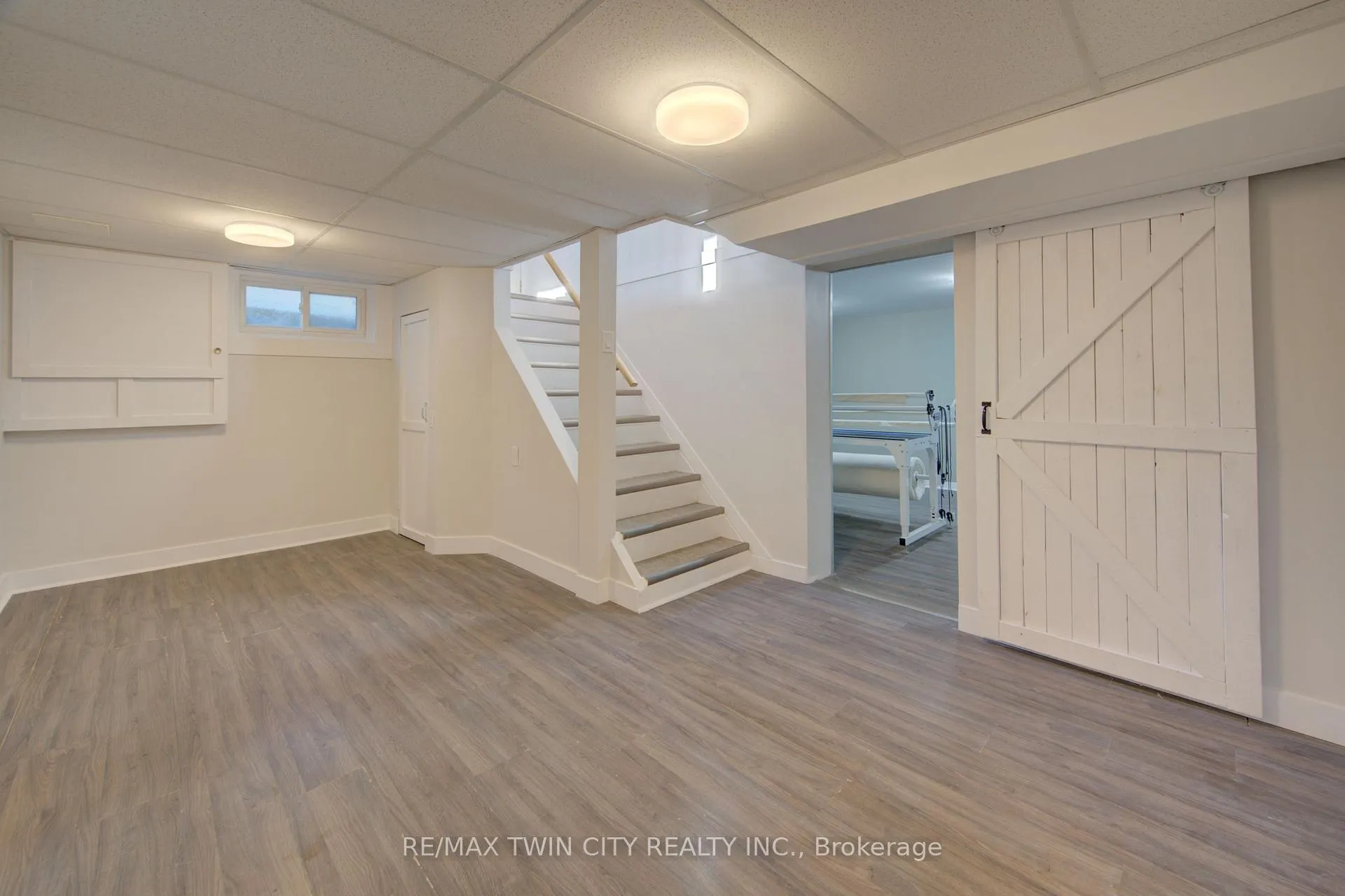 Photo 26 of 68 Kingslea Drive, Hamilton, Huntington — HOMEH