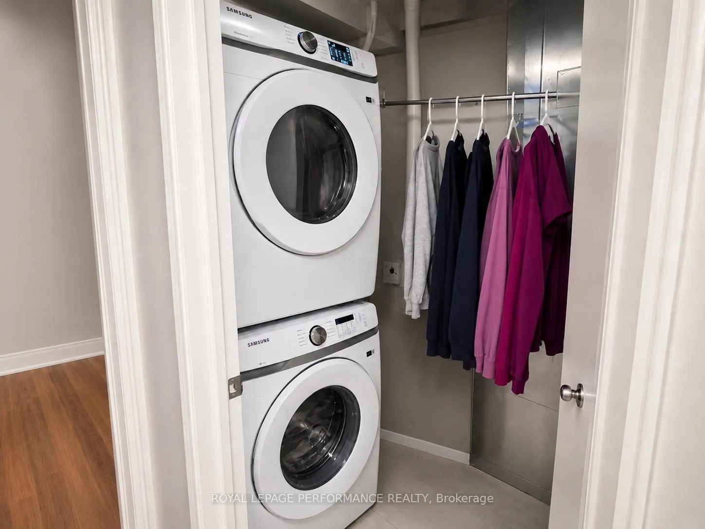Photo 15 of Unit 33, 59 Strathaven Private, Ottawa, Cyrville — HOMEH