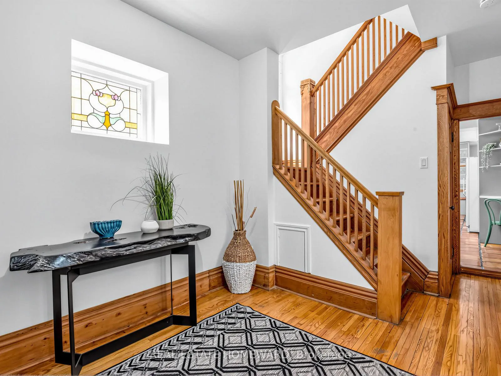 Photo 4 of 46 Westmount Avenue, Toronto, Corso Italia-Davenport — HOMEH