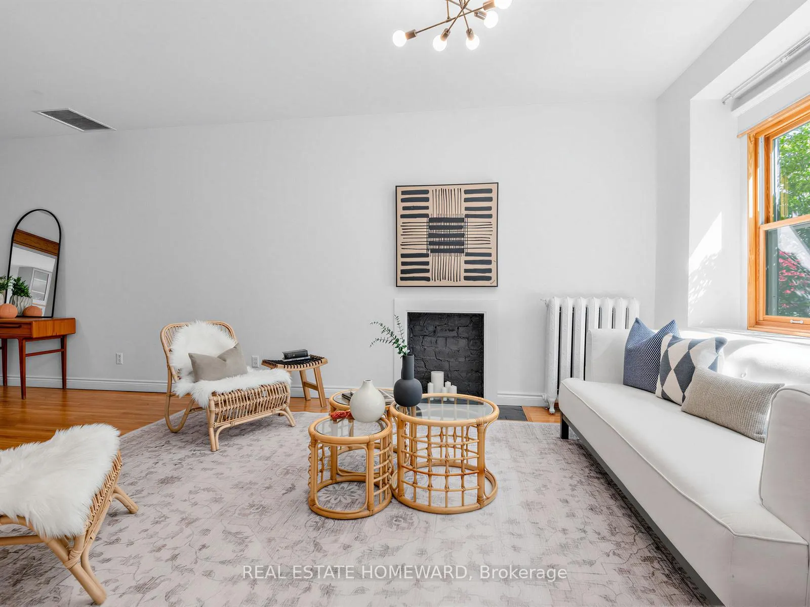 Photo 5 of 46 Westmount Avenue, Toronto, Corso Italia-Davenport — HOMEH