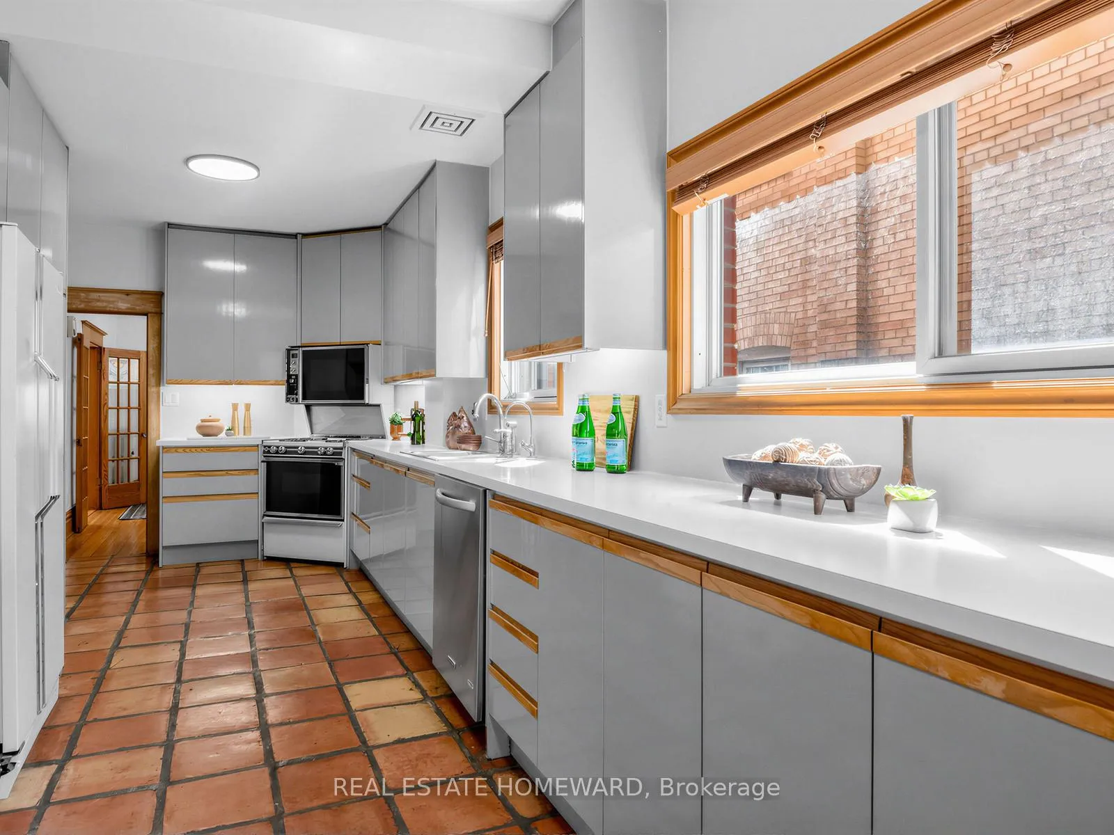 Photo 17 of 46 Westmount Avenue, Toronto, Corso Italia-Davenport — HOMEH