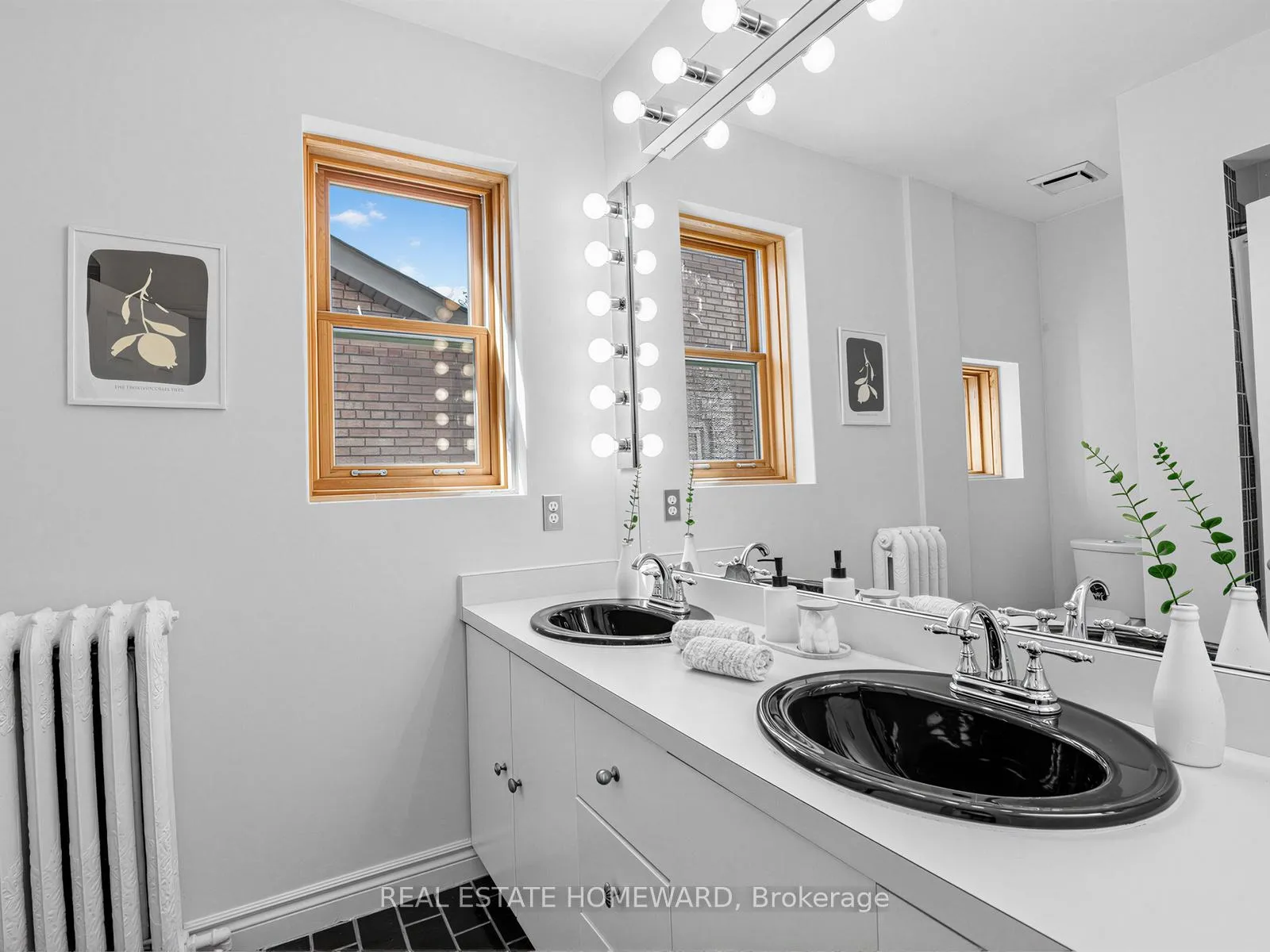 Photo 25 of 46 Westmount Avenue, Toronto, Corso Italia-Davenport — HOMEH