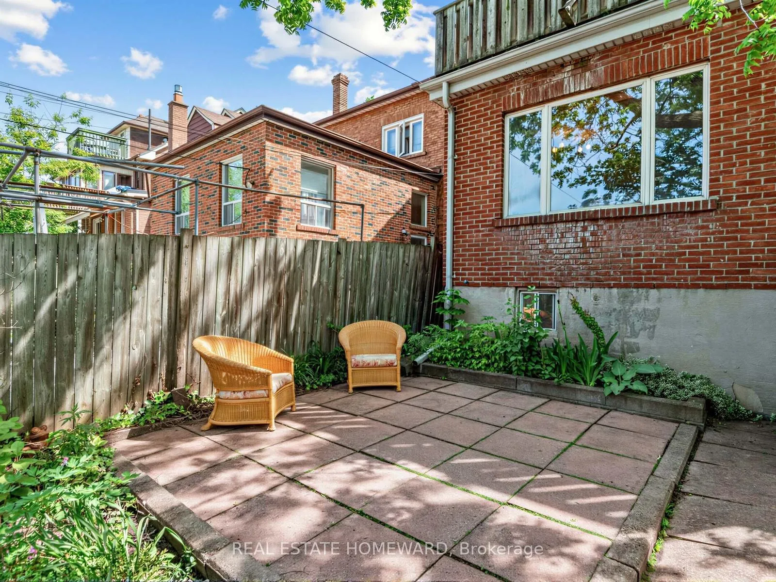 Photo 42 of 46 Westmount Avenue, Toronto, Corso Italia-Davenport — HOMEH