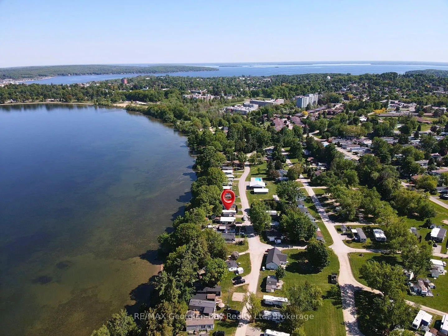 Photo 23 of 24 Lakeshore Road, Midland — HOMEH