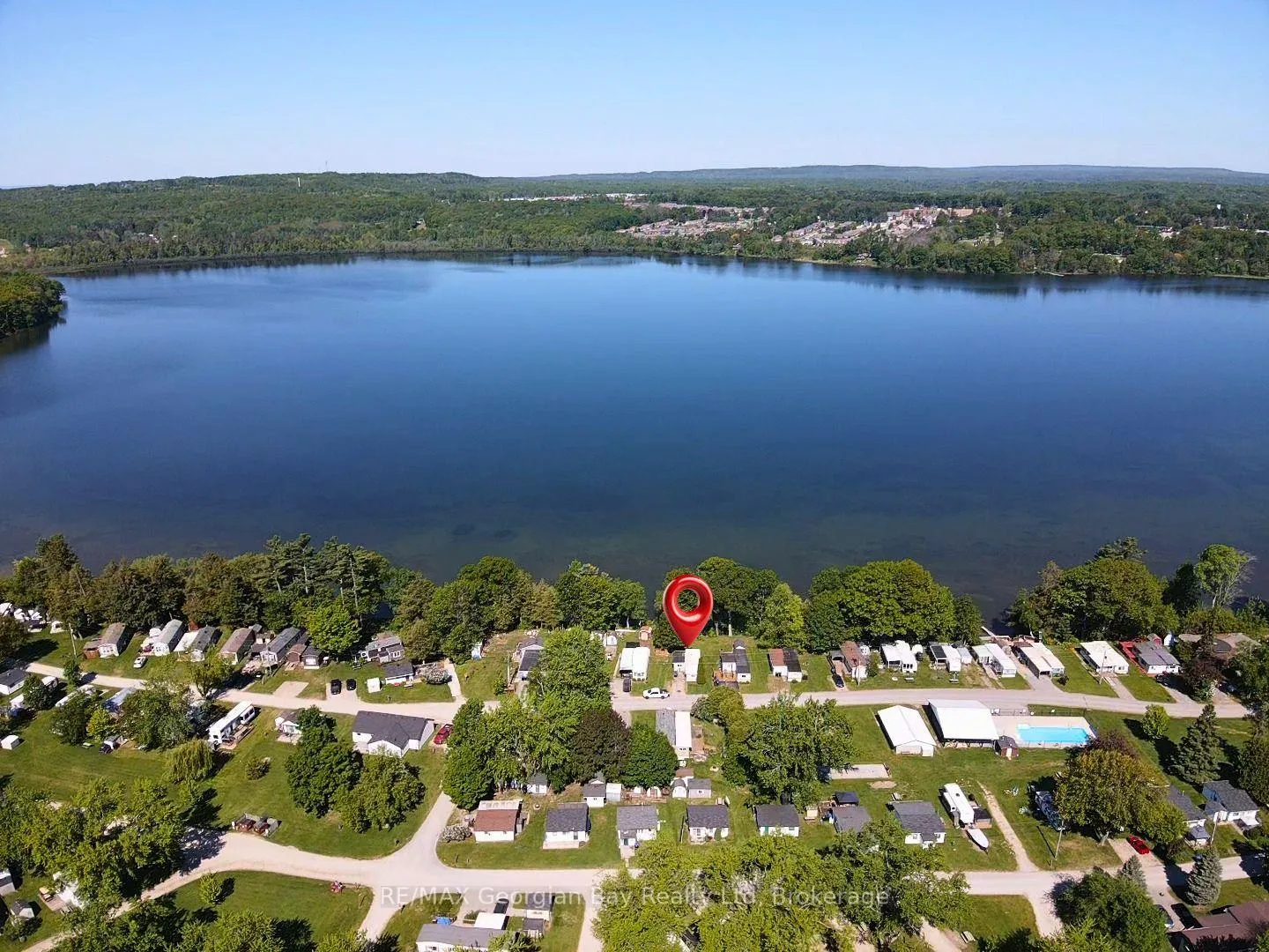 Photo 24 of 24 Lakeshore Road, Midland — HOMEH