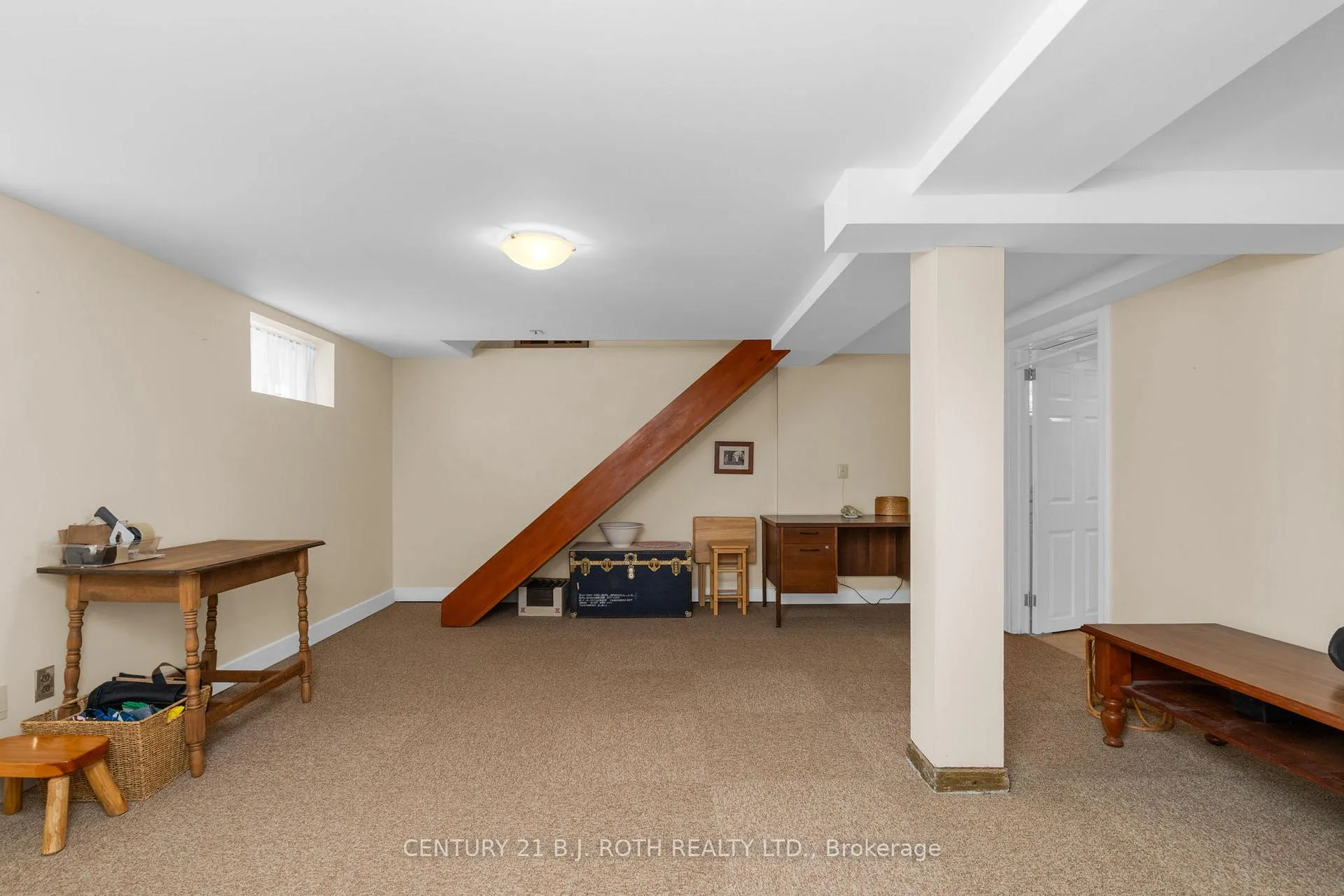 Photo 18 of 51 Henry Street, Barrie, Queen's Park — HOMEH