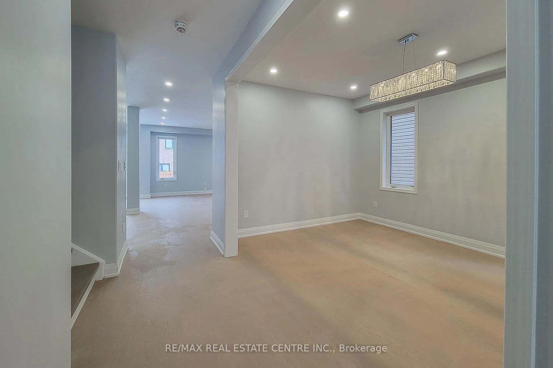 Photo 18 of 80 Larry Crescent, Haldimand — HOMEH