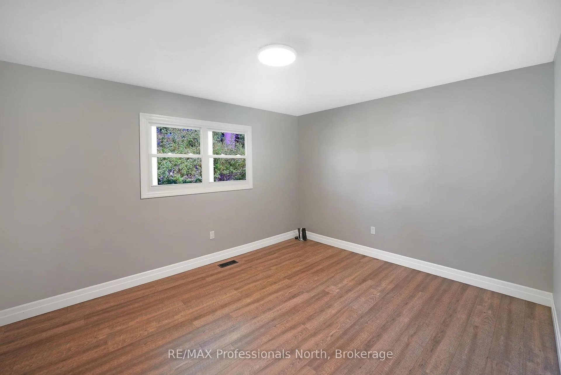 Photo 17 of 162 Hillside Drive, Kawartha Lakes, Somerville — HOMEH