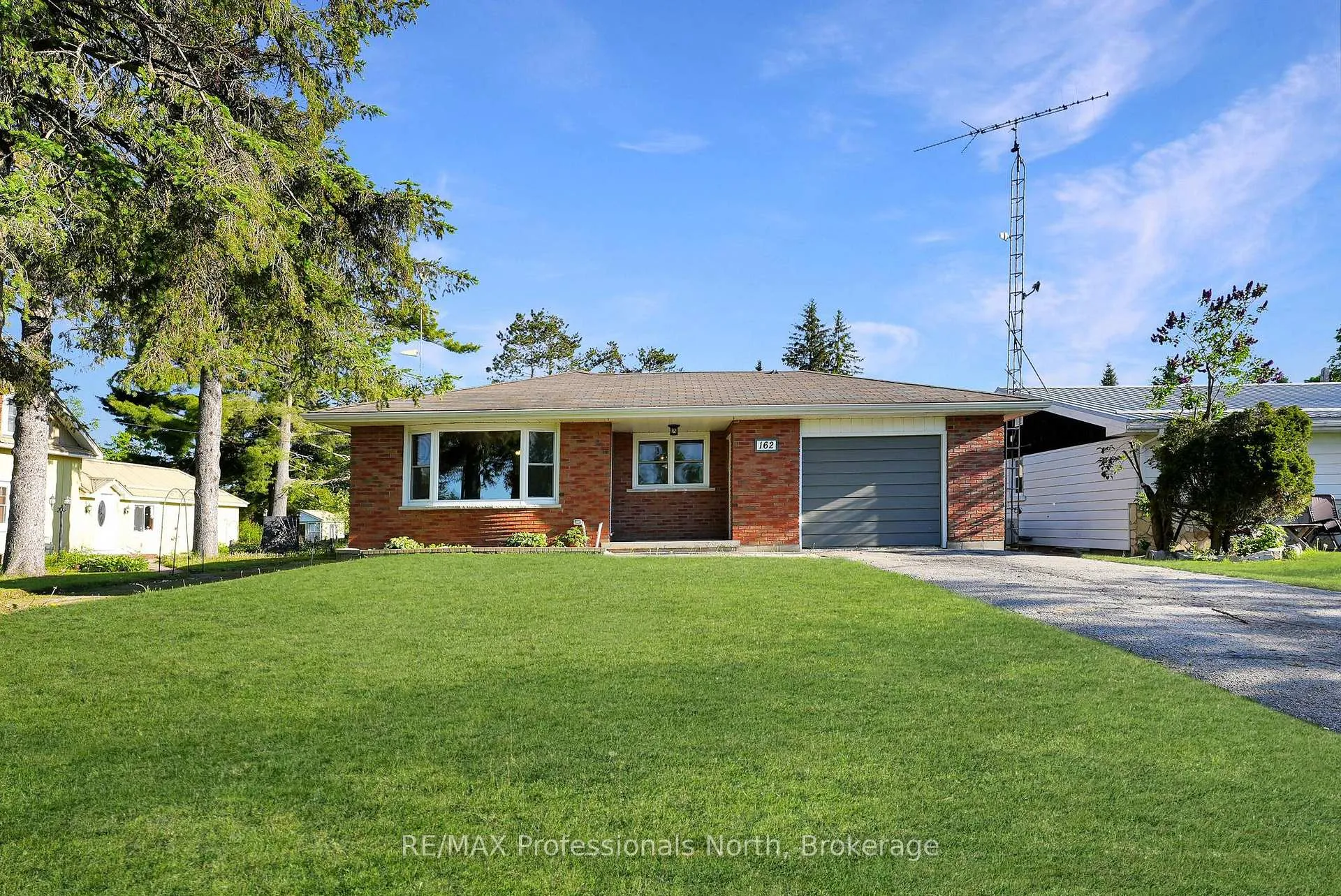 Photo 27 of 162 Hillside Drive, Kawartha Lakes, Somerville — HOMEH