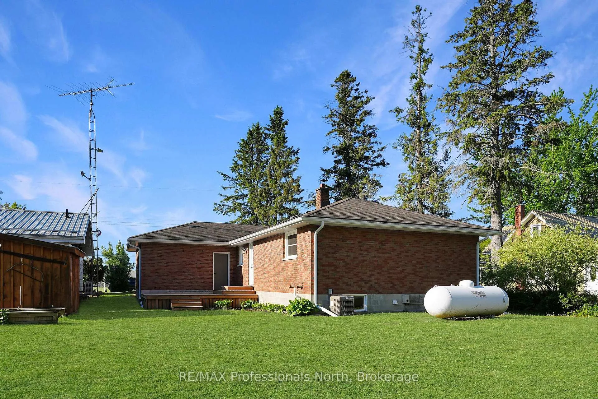 Photo 32 of 162 Hillside Drive, Kawartha Lakes, Somerville — HOMEH