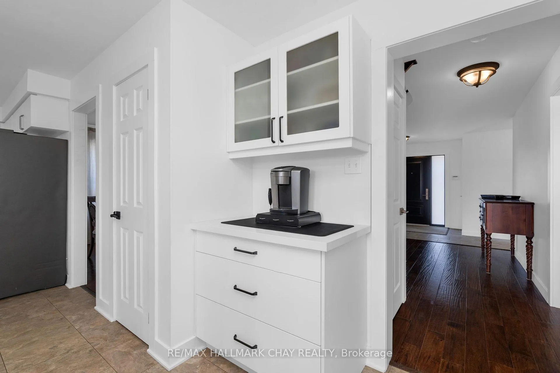 Photo 19 of 63 Northview Crescent, Barrie, Northwest — HOMEH