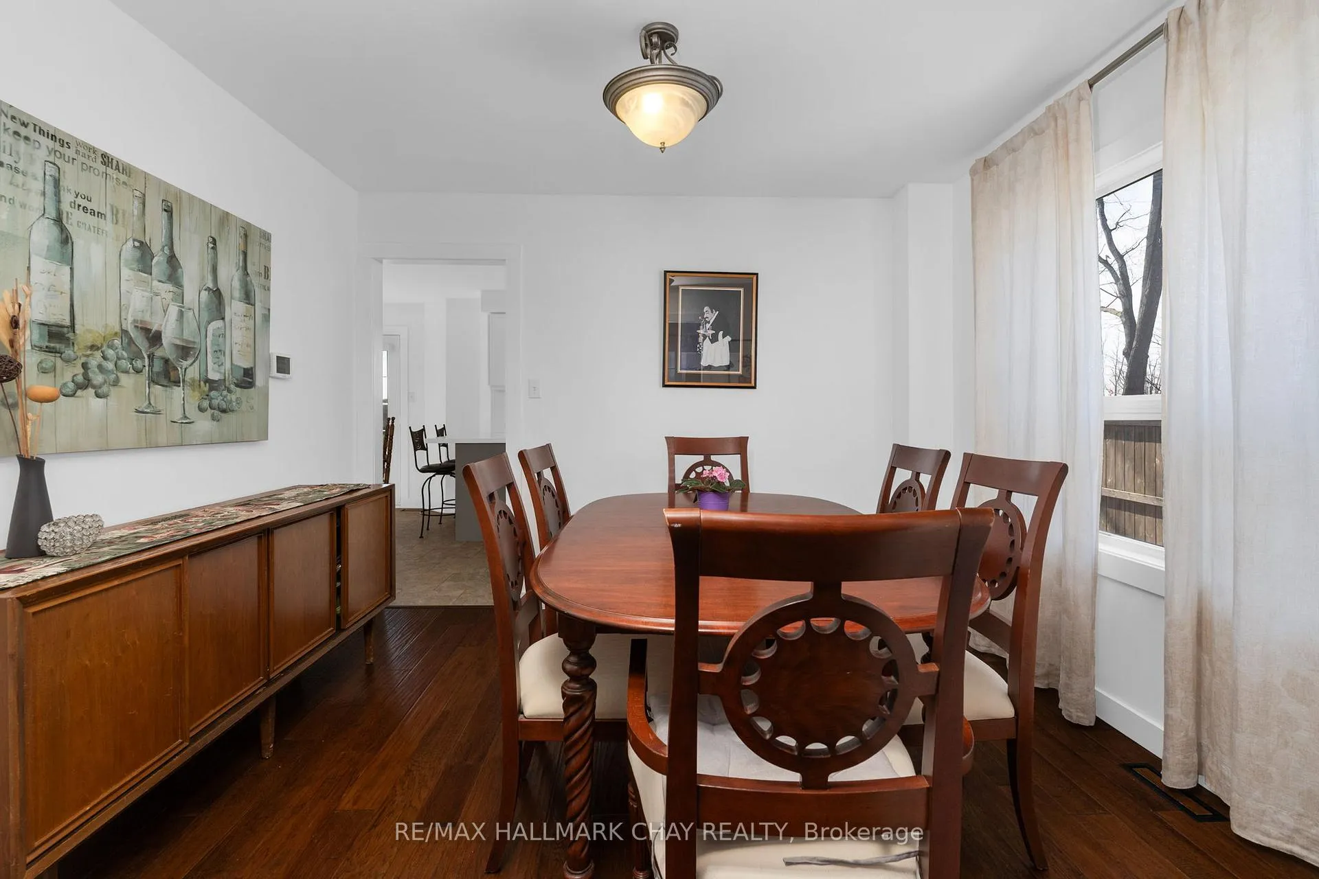 Photo 21 of 63 Northview Crescent, Barrie, Northwest — HOMEH