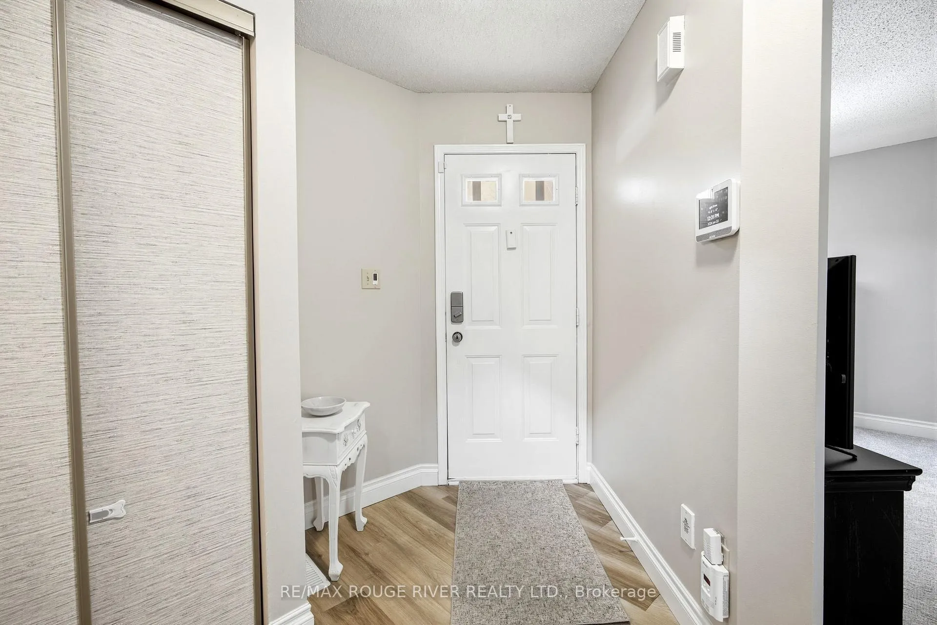 Photo 4 of 25 Cobblestone Drive, Whitby, Pringle Creek — HOMEH