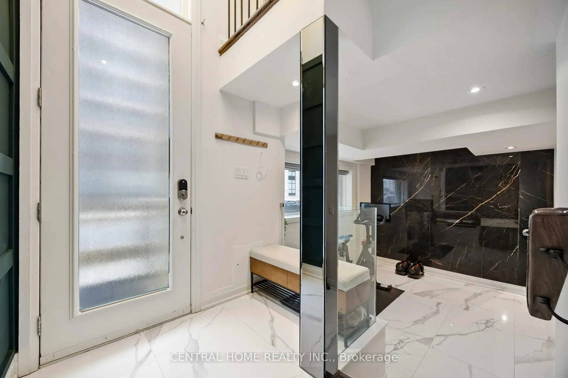 Photo 2 of 20 William Saville Street, Markham, Unionville — HOMEH