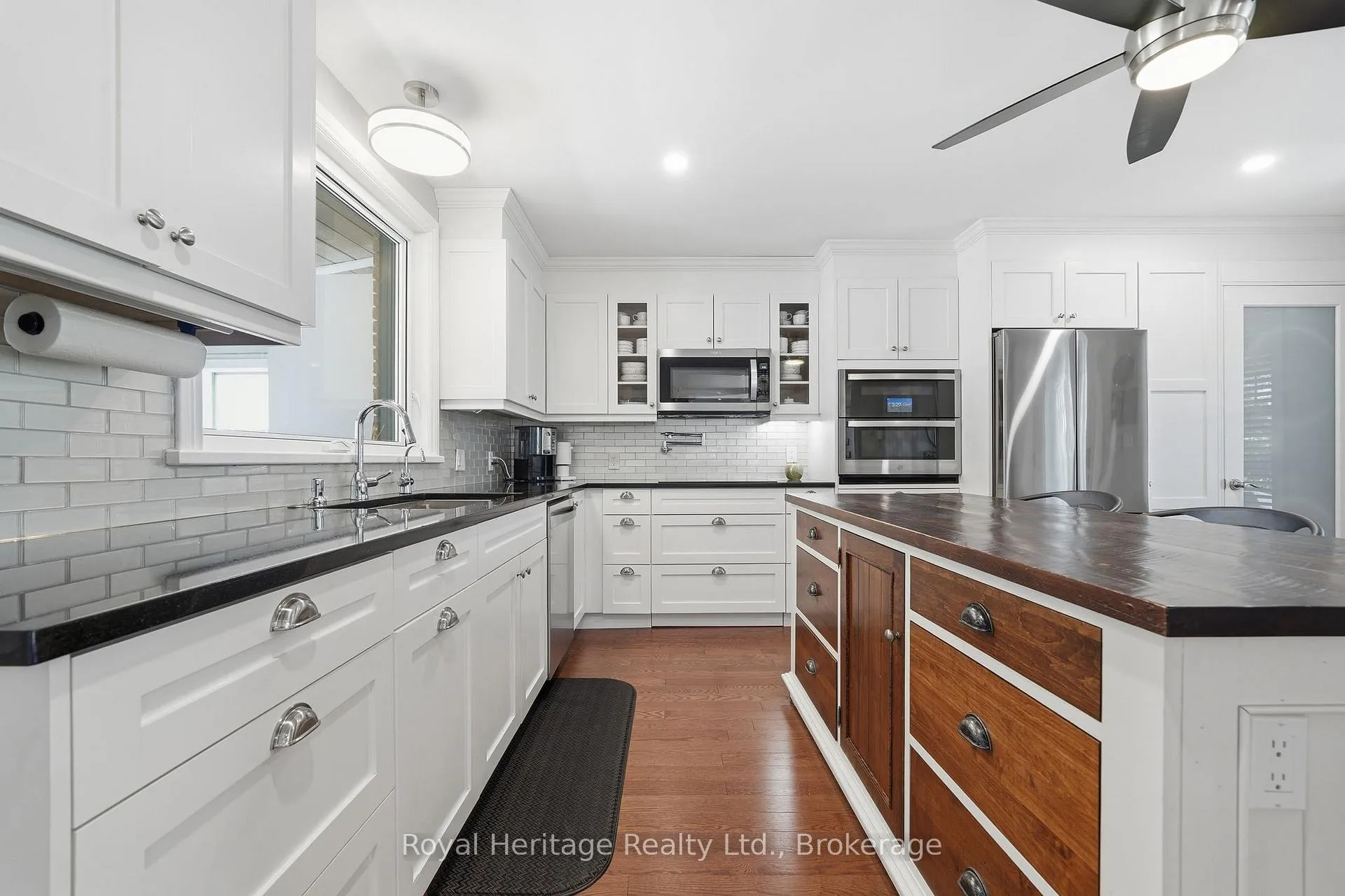 Photo 11 of 232 Farnham Road, Belleville, Thurlow Ward — HOMEH