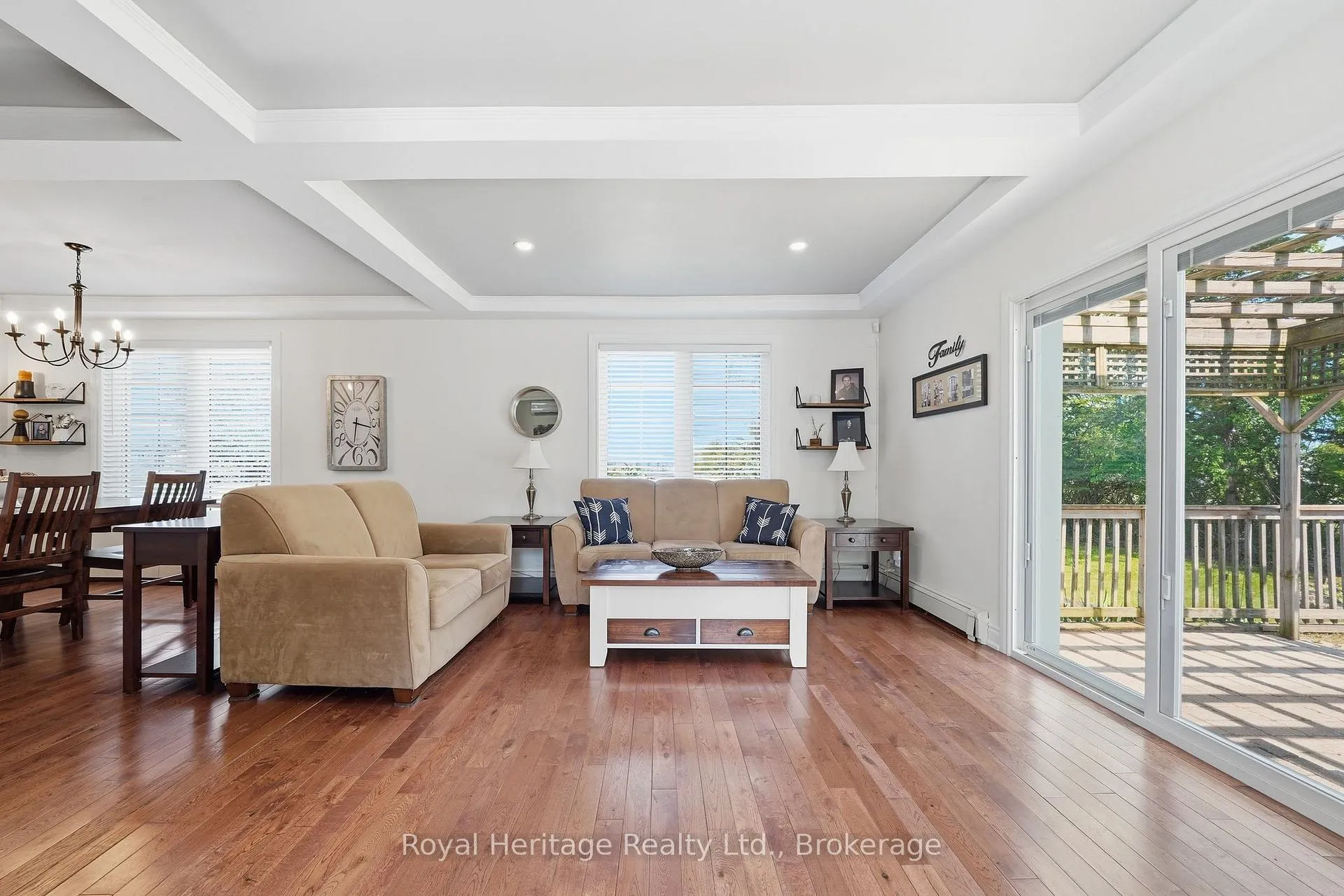 Photo 15 of 232 Farnham Road, Belleville, Thurlow Ward — HOMEH