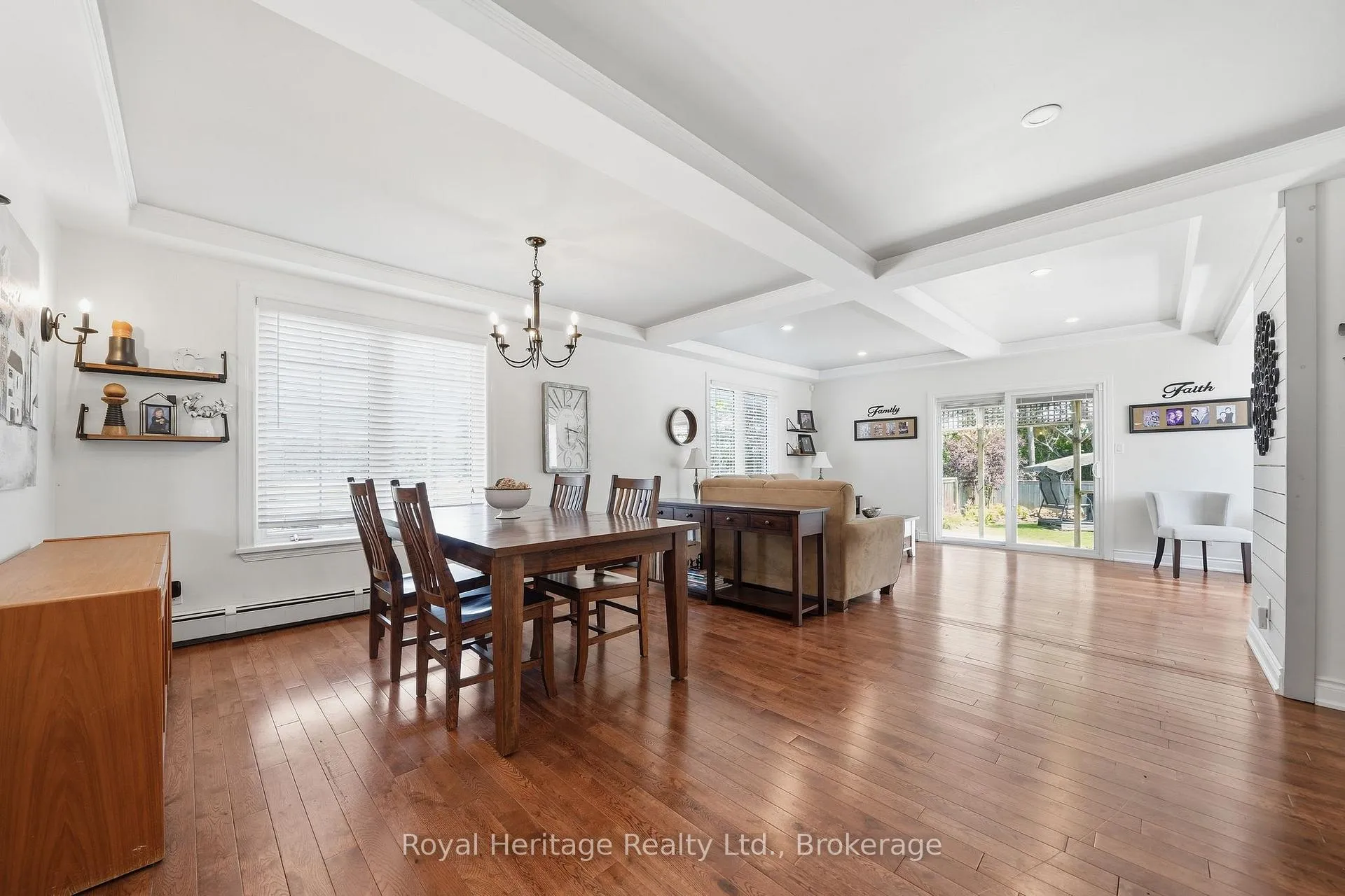Photo 16 of 232 Farnham Road, Belleville, Thurlow Ward — HOMEH