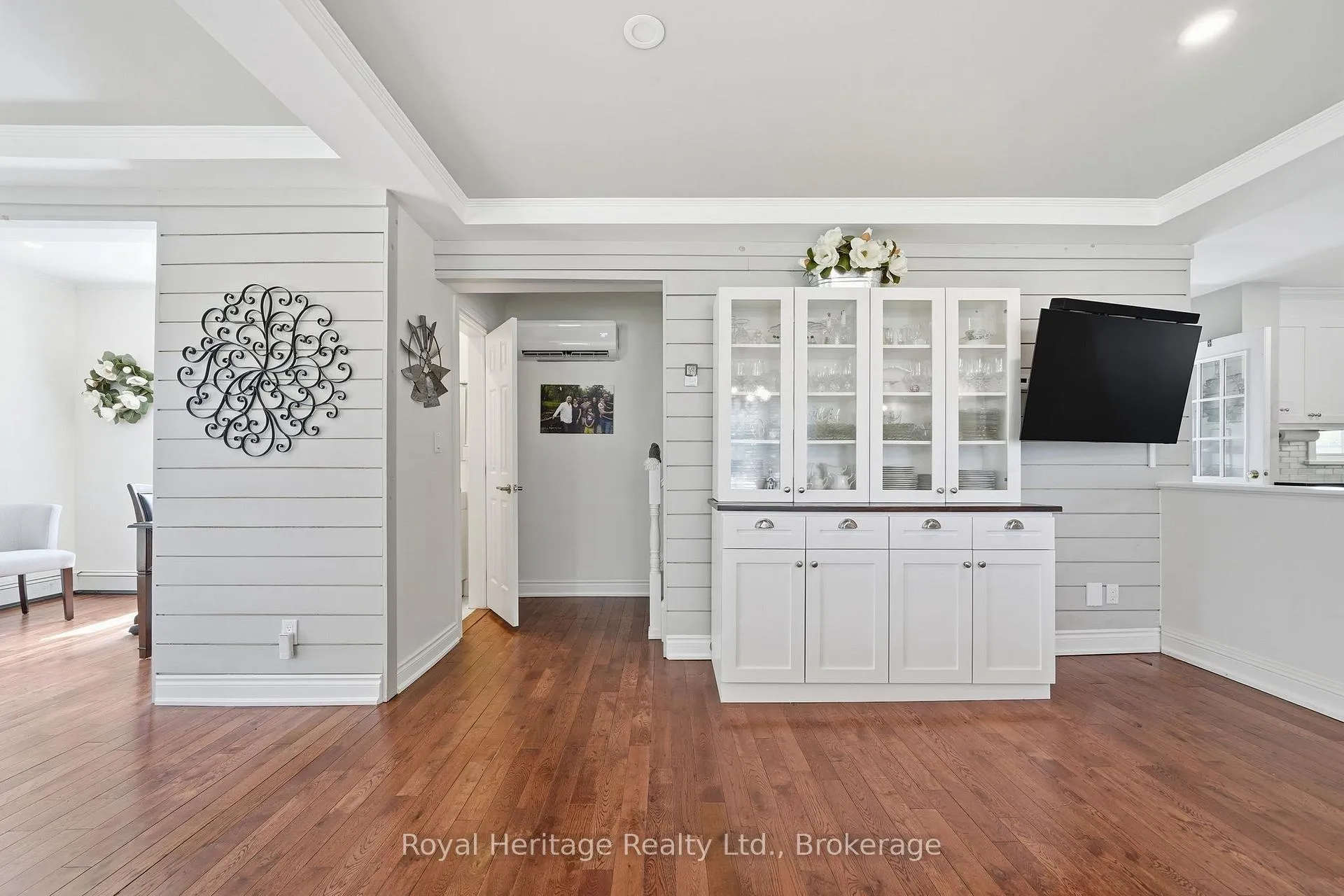 Photo 18 of 232 Farnham Road, Belleville, Thurlow Ward — HOMEH