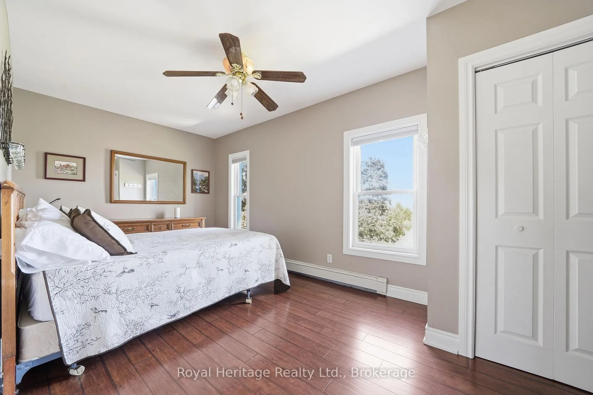 Photo 30 of 232 Farnham Road, Belleville, Thurlow Ward — HOMEH