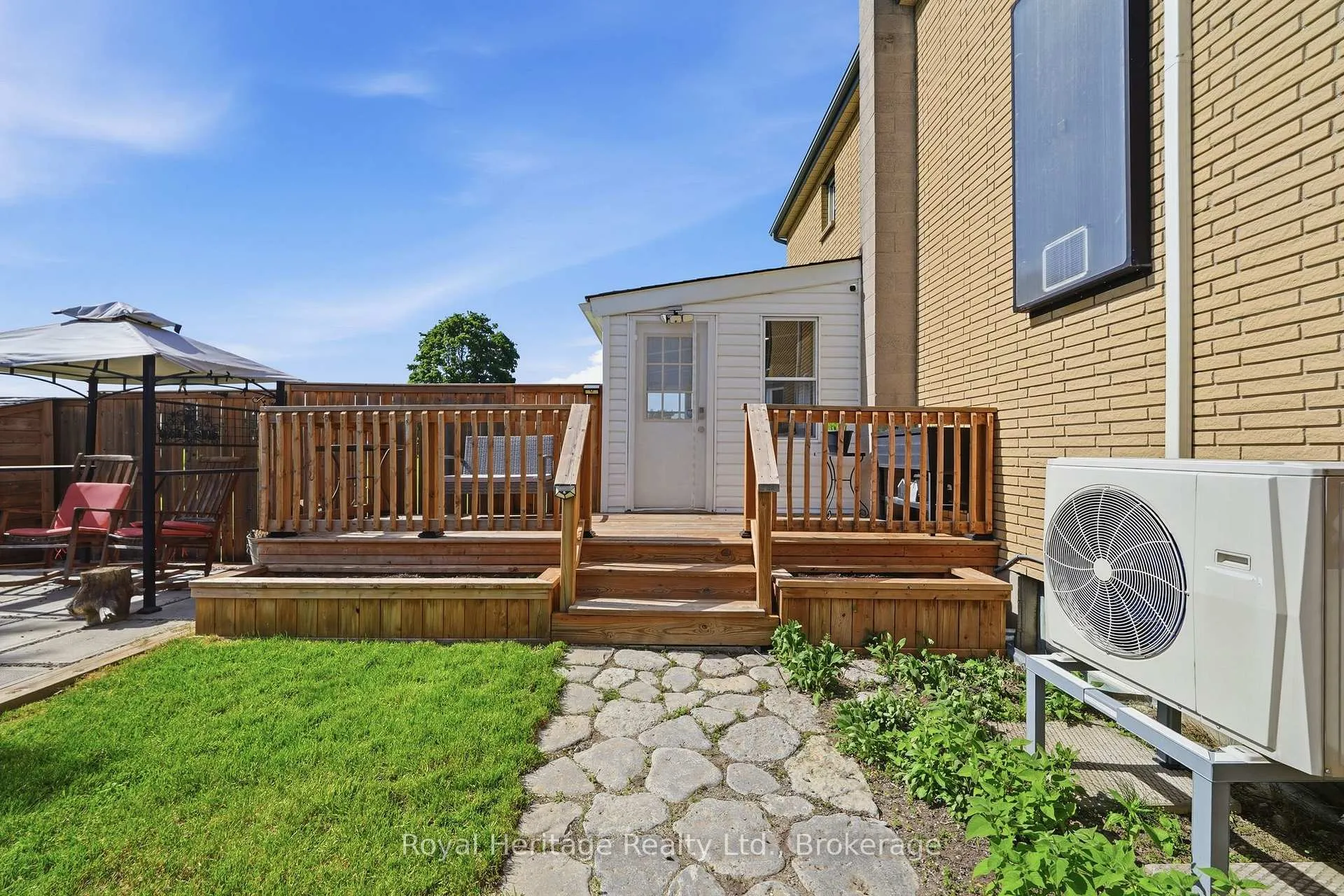 Photo 42 of 232 Farnham Road, Belleville, Thurlow Ward — HOMEH