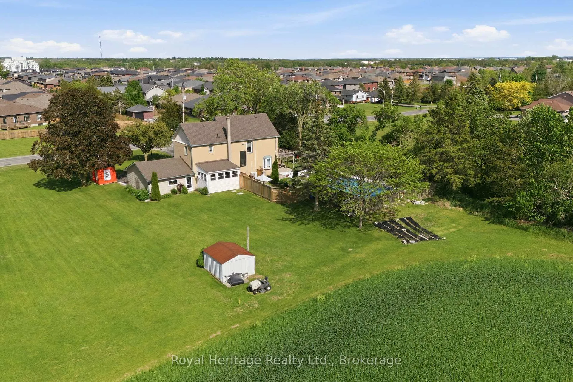 Photo 47 of 232 Farnham Road, Belleville, Thurlow Ward — HOMEH