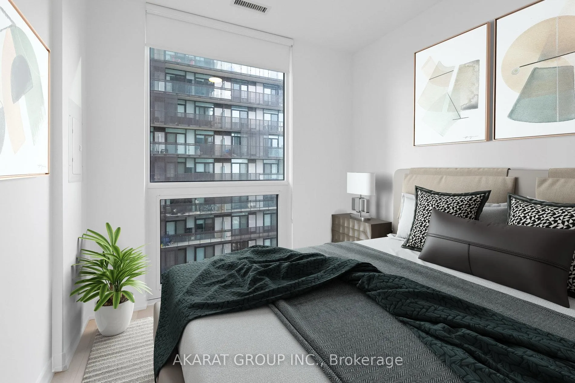 Photo 6 of Unit 2407, 39 Roehampton Avenue, Toronto, Mount Pleasant West — HOMEH