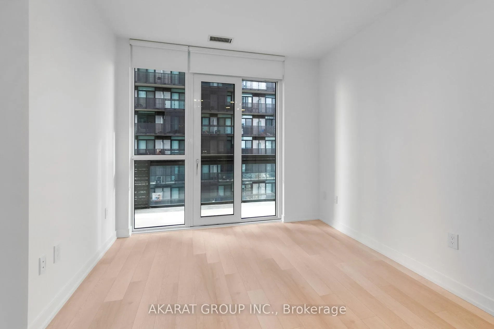 Photo 12 of Unit 2407, 39 Roehampton Avenue, Toronto, Mount Pleasant West — HOMEH