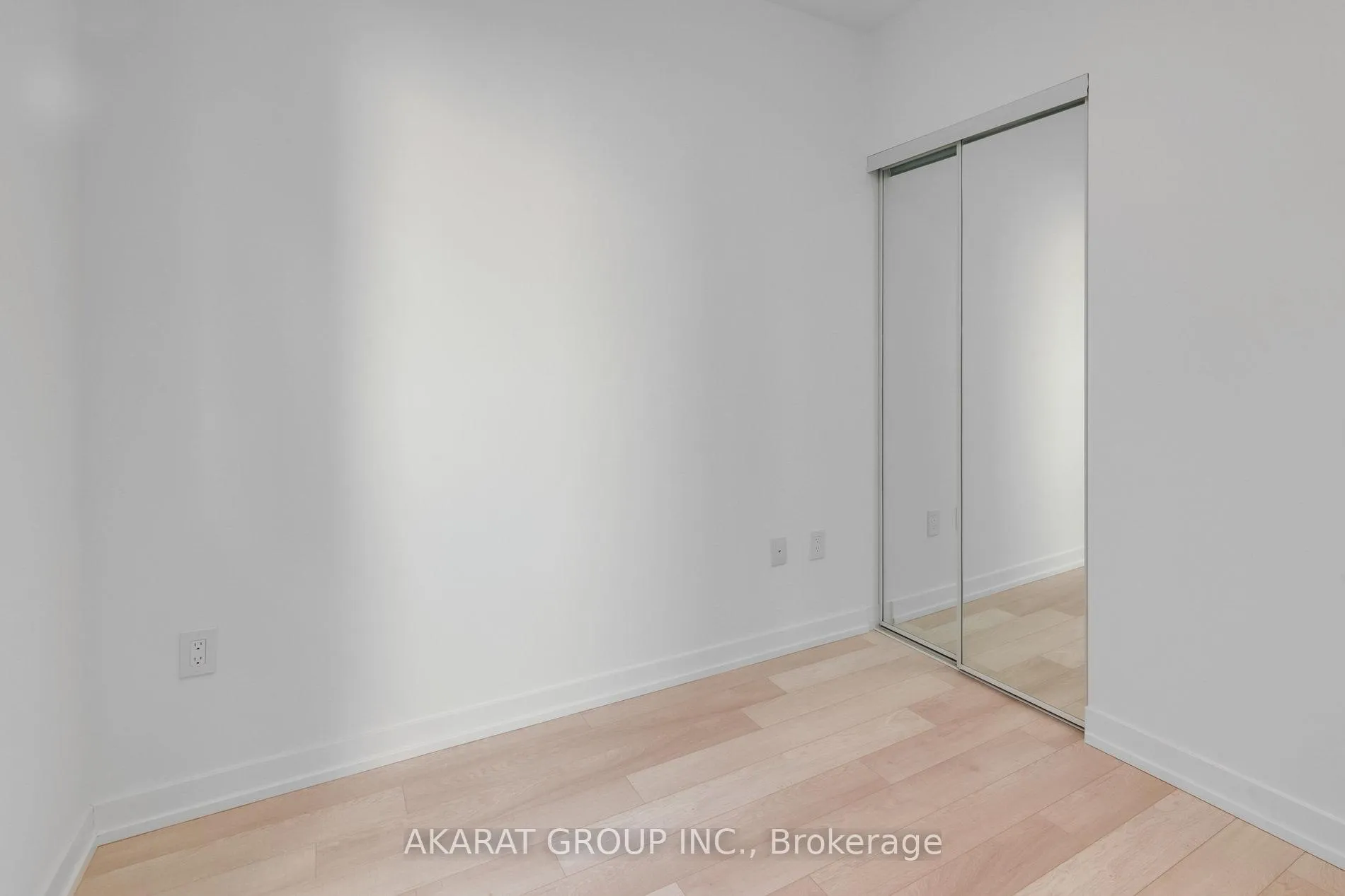 Photo 24 of Unit 2407, 39 Roehampton Avenue, Toronto, Mount Pleasant West — HOMEH