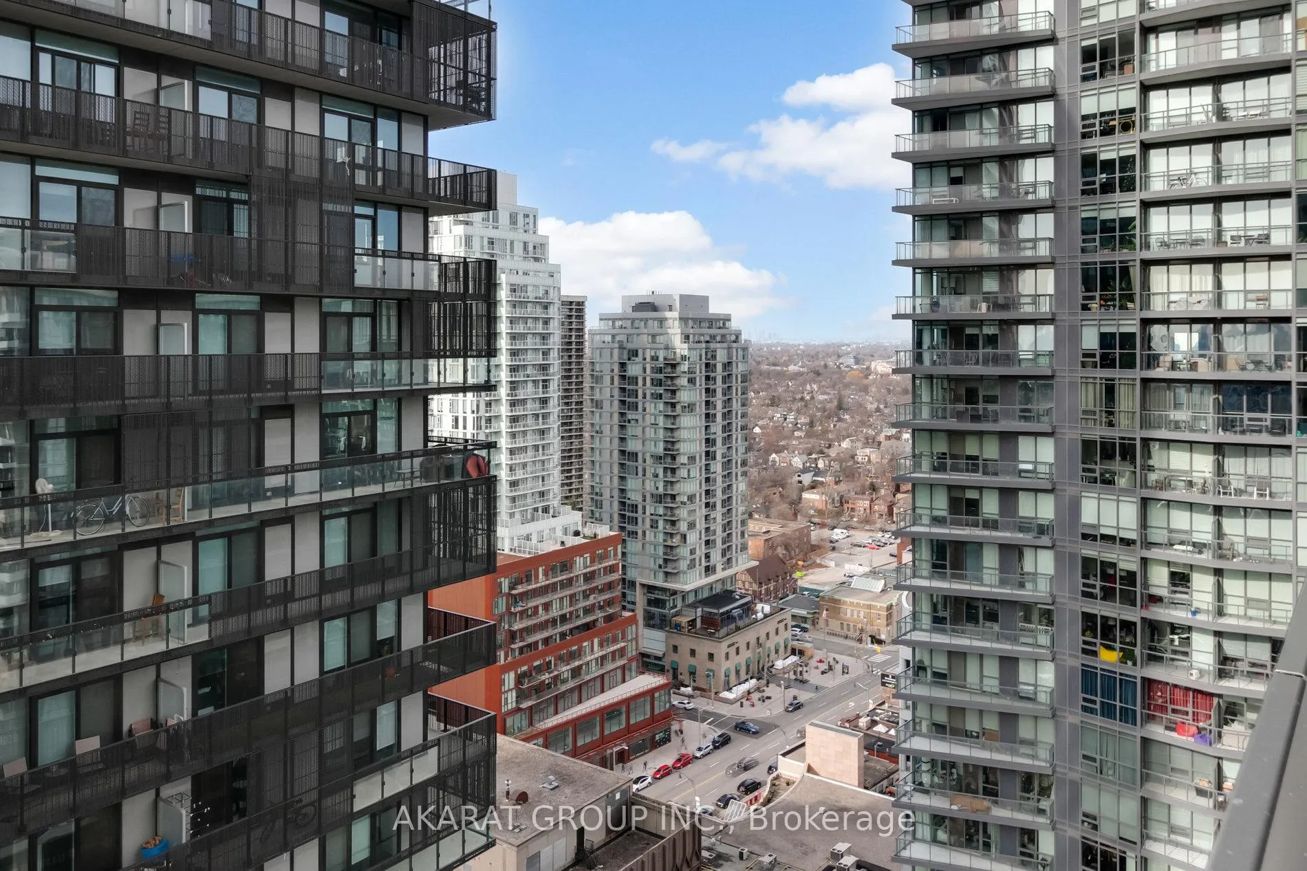 Photo 29 of Unit 2407, 39 Roehampton Avenue, Toronto, Mount Pleasant West — HOMEH