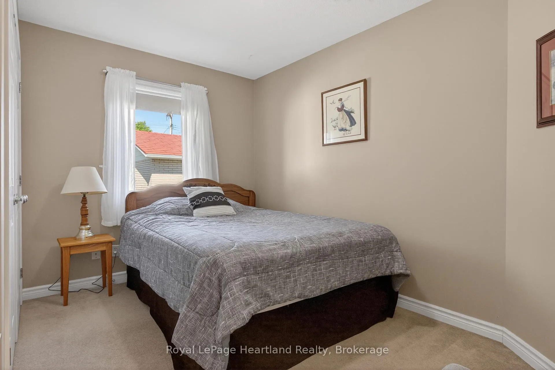 Photo 19 of 86 Huron Street W, South Huron, Exeter — HOMEH