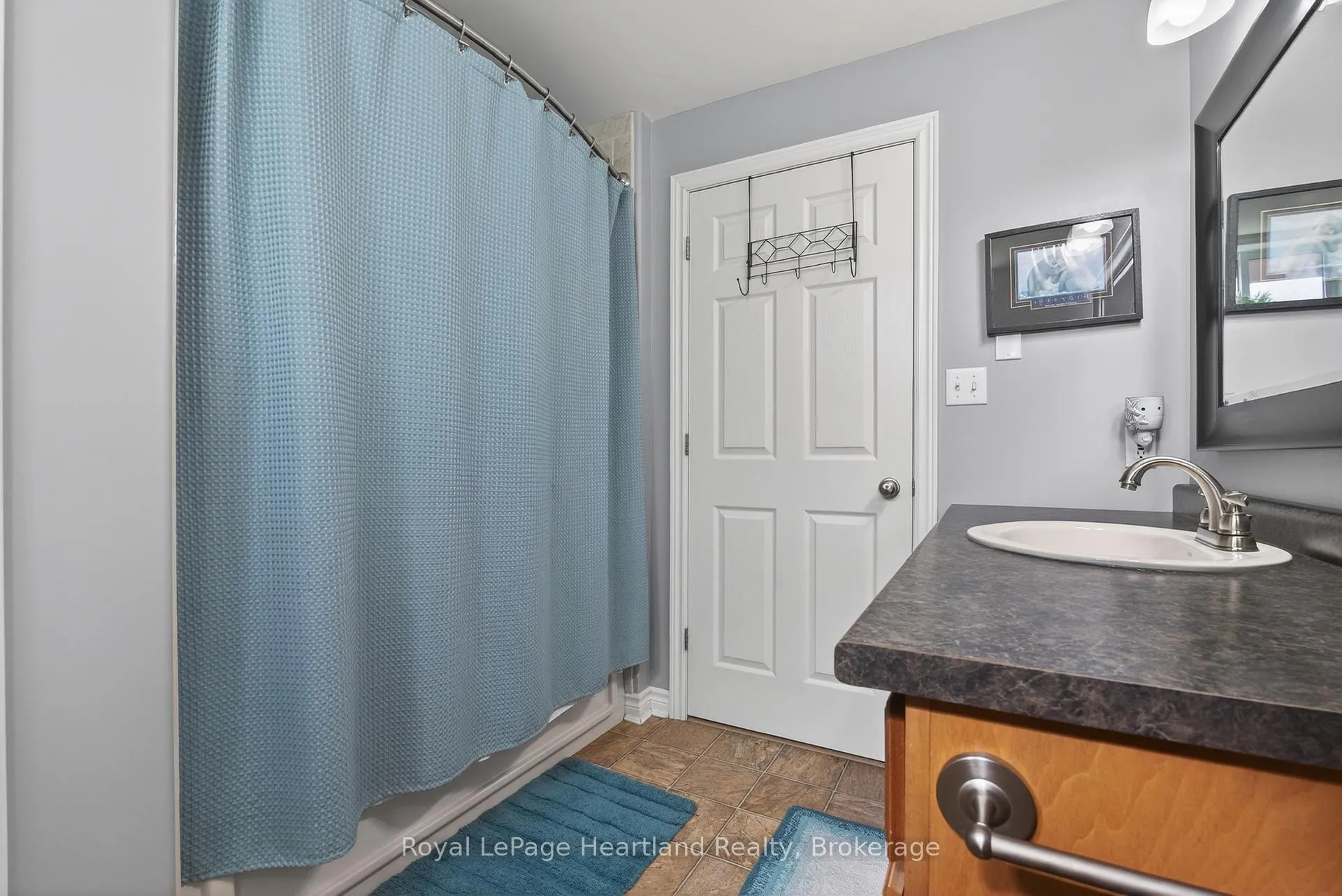 Photo 35 of 86 Huron Street W, South Huron, Exeter — HOMEH