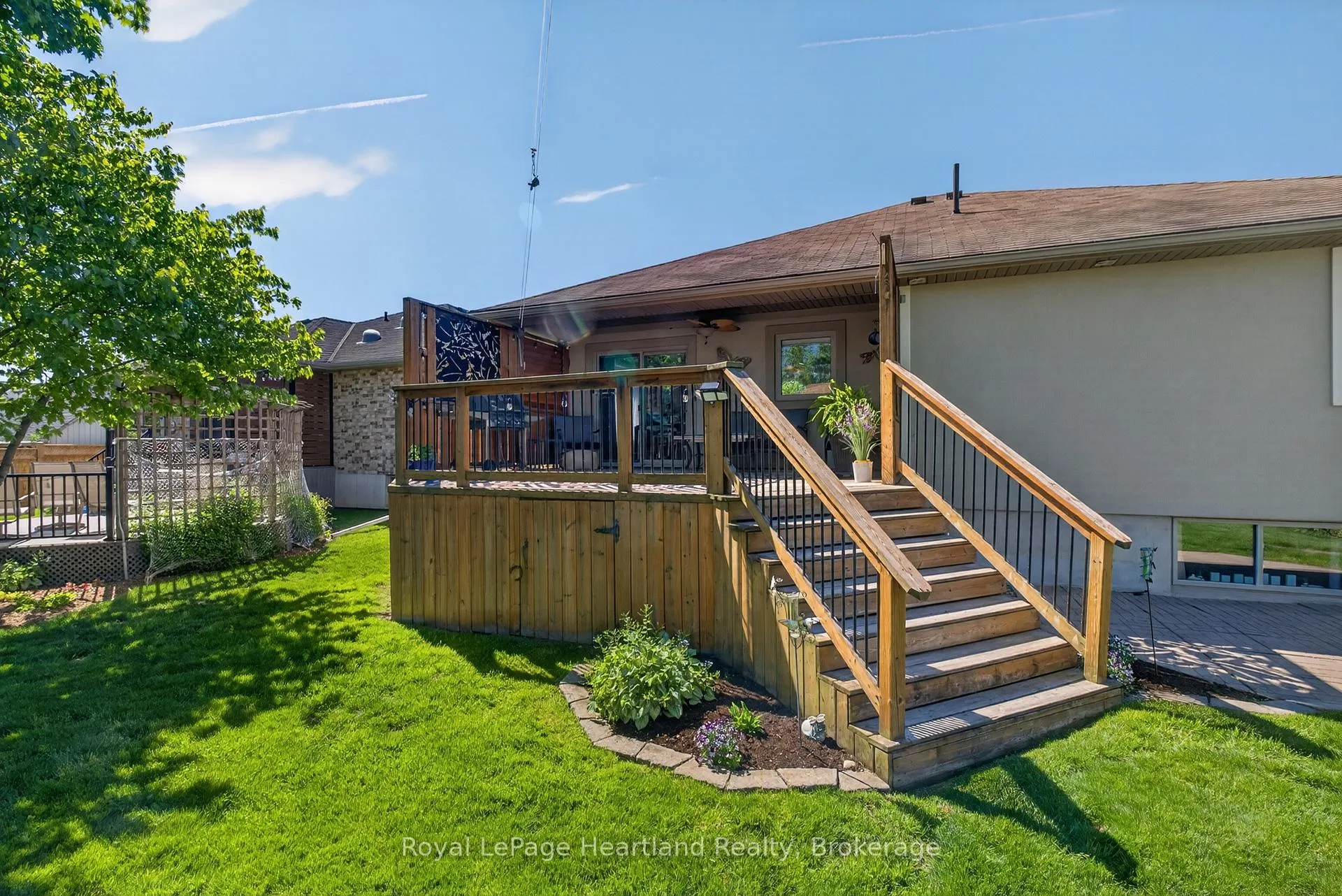 Photo 41 of 86 Huron Street W, South Huron, Exeter — HOMEH