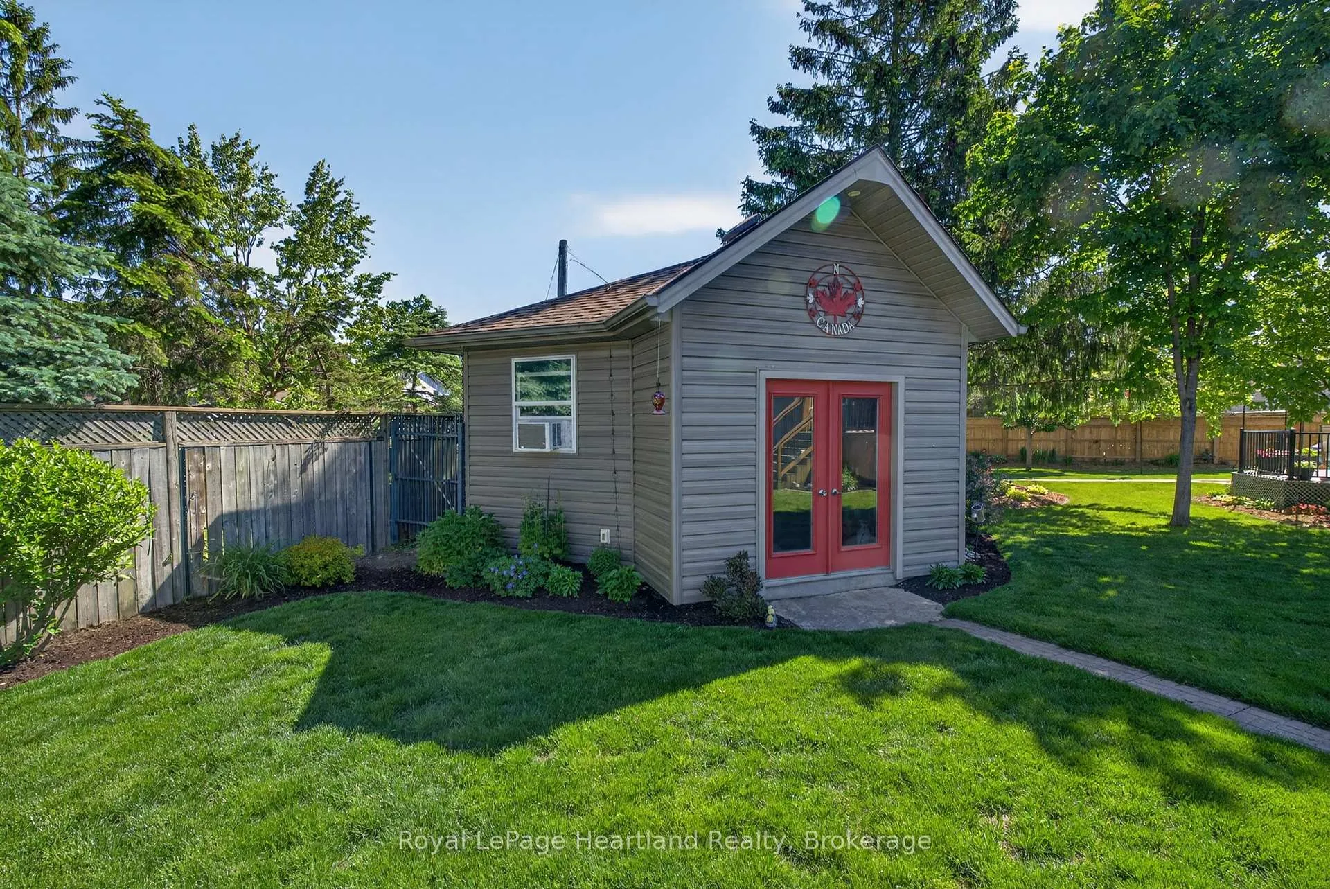 Photo 43 of 86 Huron Street W, South Huron, Exeter — HOMEH