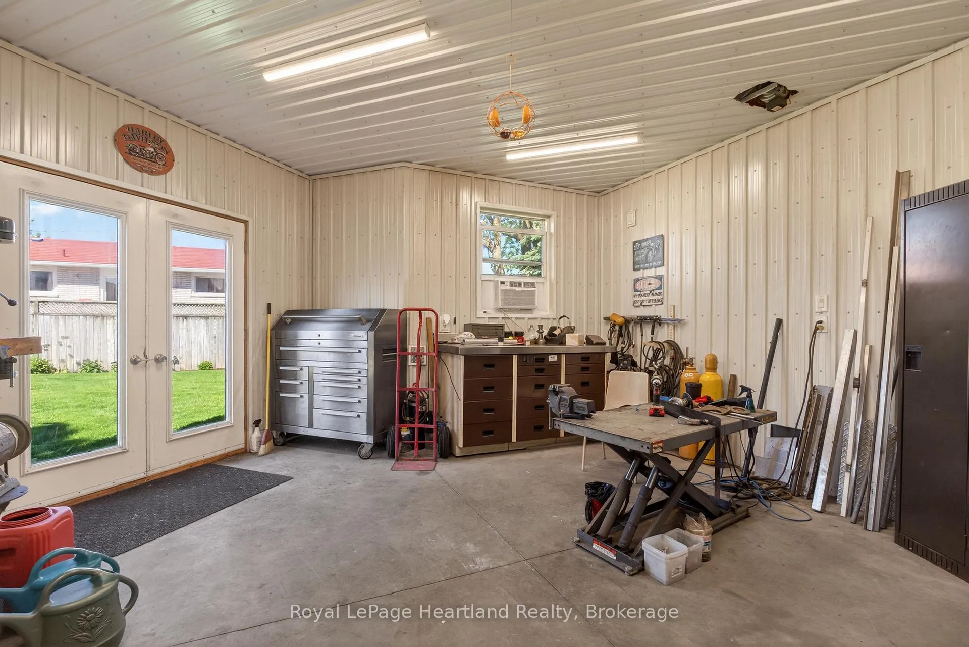 Photo 45 of 86 Huron Street W, South Huron, Exeter — HOMEH