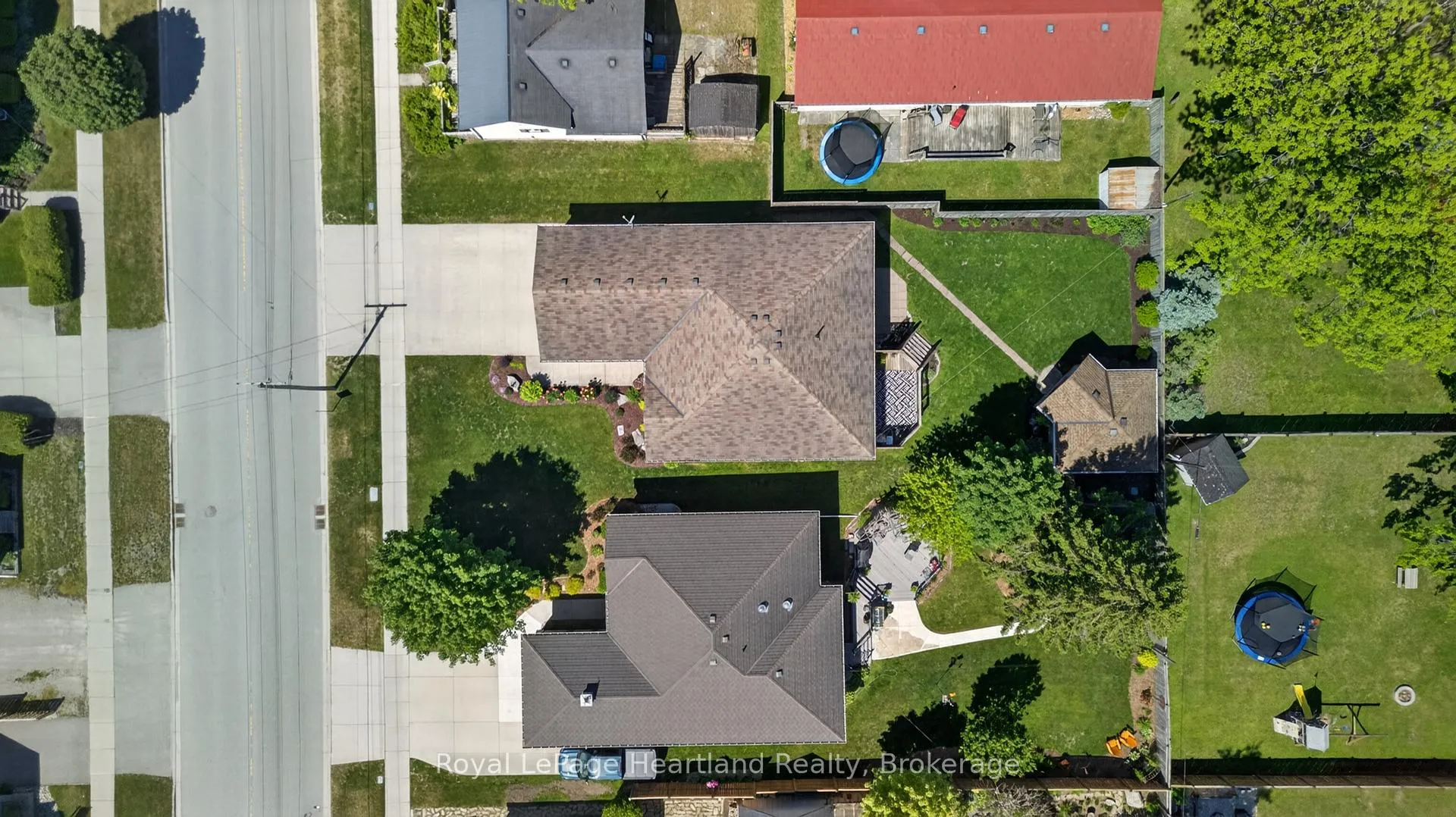 Photo 47 of 86 Huron Street W, South Huron, Exeter — HOMEH
