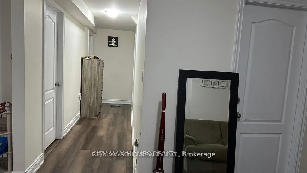 Photo 5 of Unit Bsmt, 5 Scarlett Drive, Brampton, Fletcher's Creek South — HOMEH