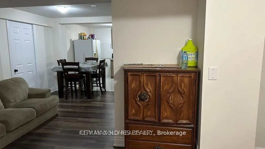 Photo 9 of Unit Bsmt, 5 Scarlett Drive, Brampton, Fletcher's Creek South — HOMEH