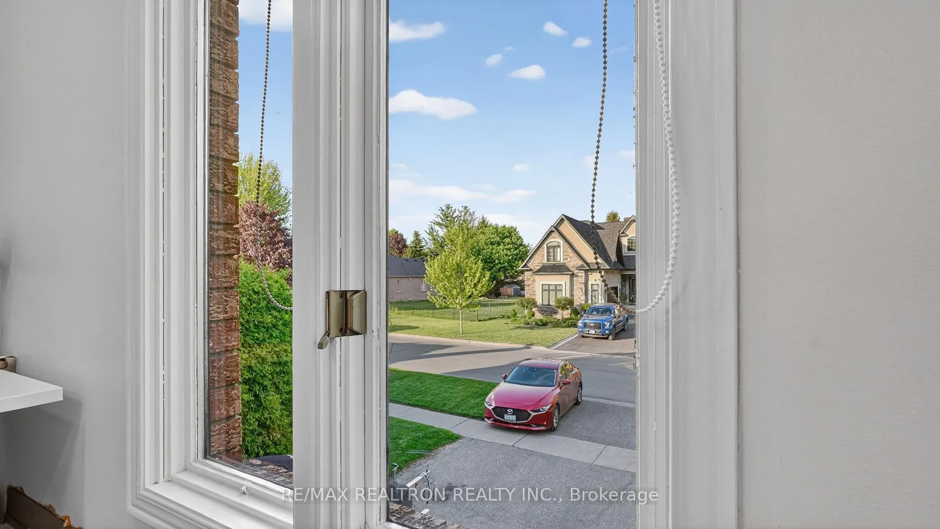 Photo 42 of 57 Foxhunt Trail, Clarington, Courtice — HOMEH