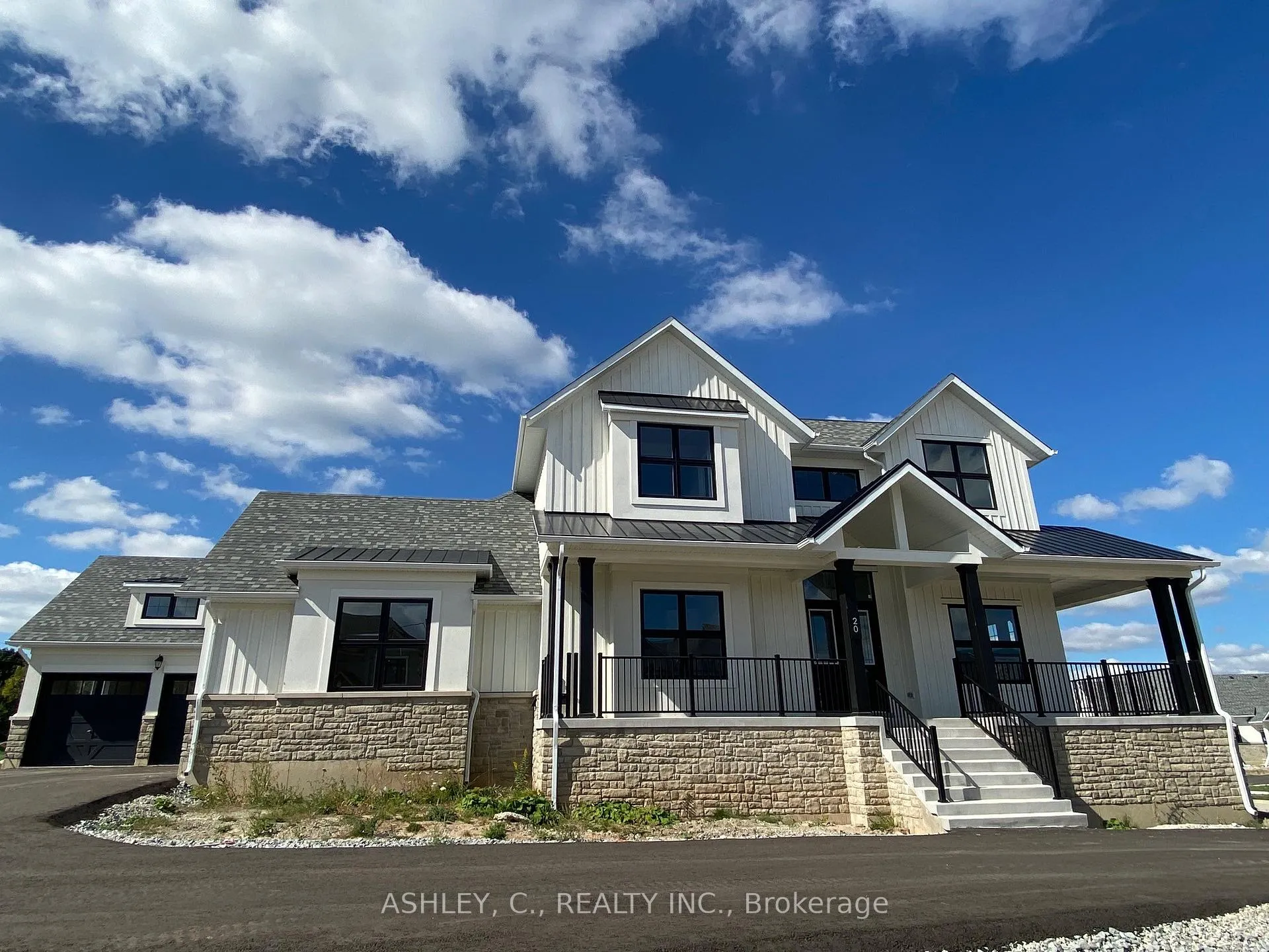 Photo of 20 Chinaberry Road
