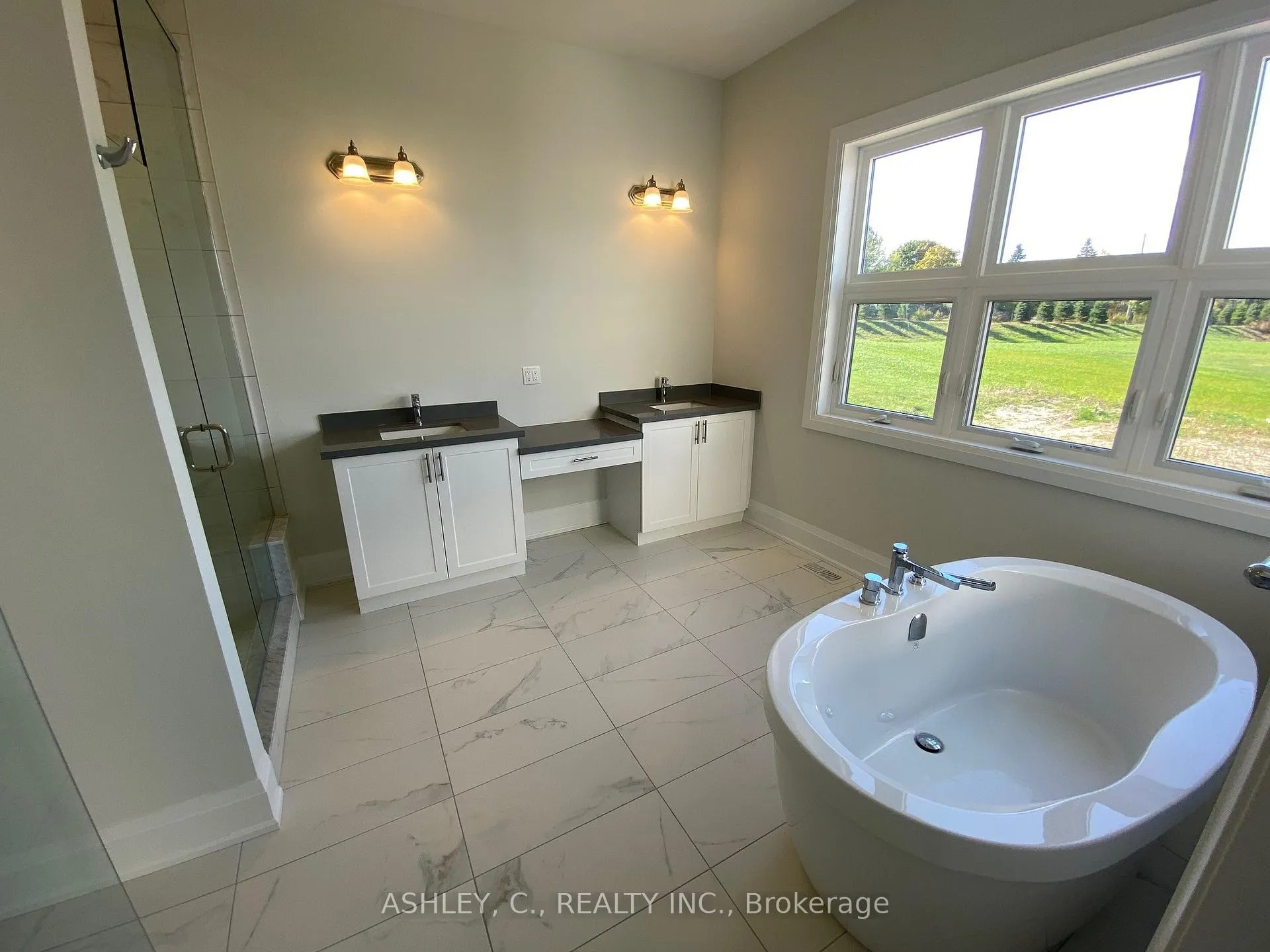 Photo 17 of 20 Chinaberry Road, Caledon, Alton — HOMEH