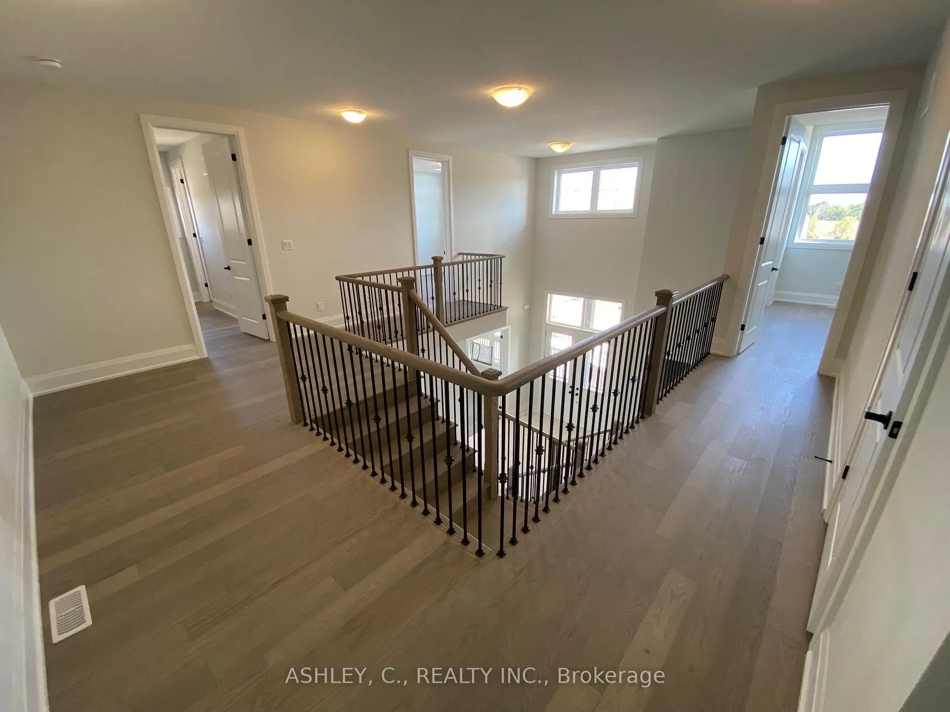 Photo 19 of 20 Chinaberry Road, Caledon, Alton — HOMEH
