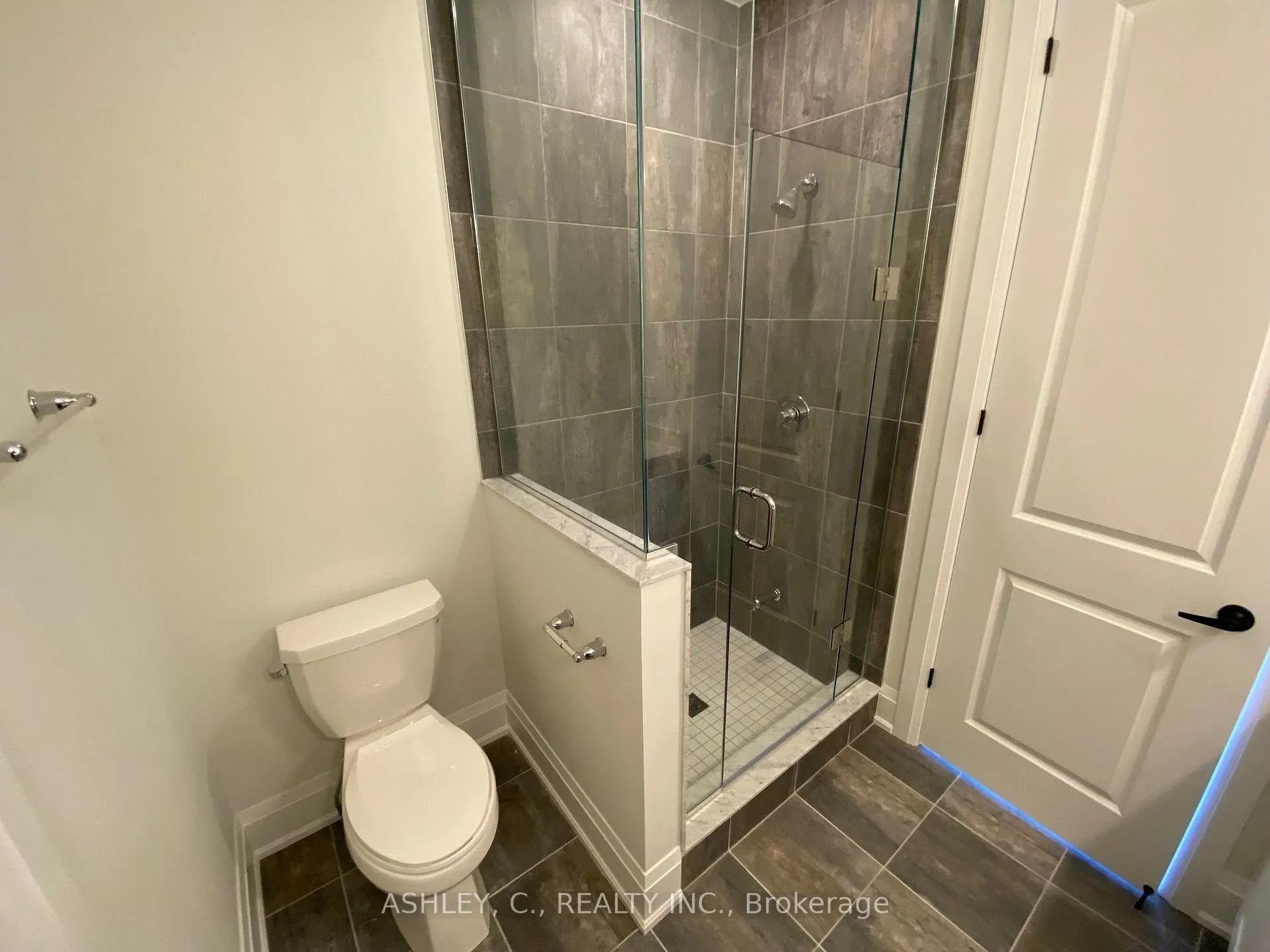 Photo 22 of 20 Chinaberry Road, Caledon, Alton — HOMEH